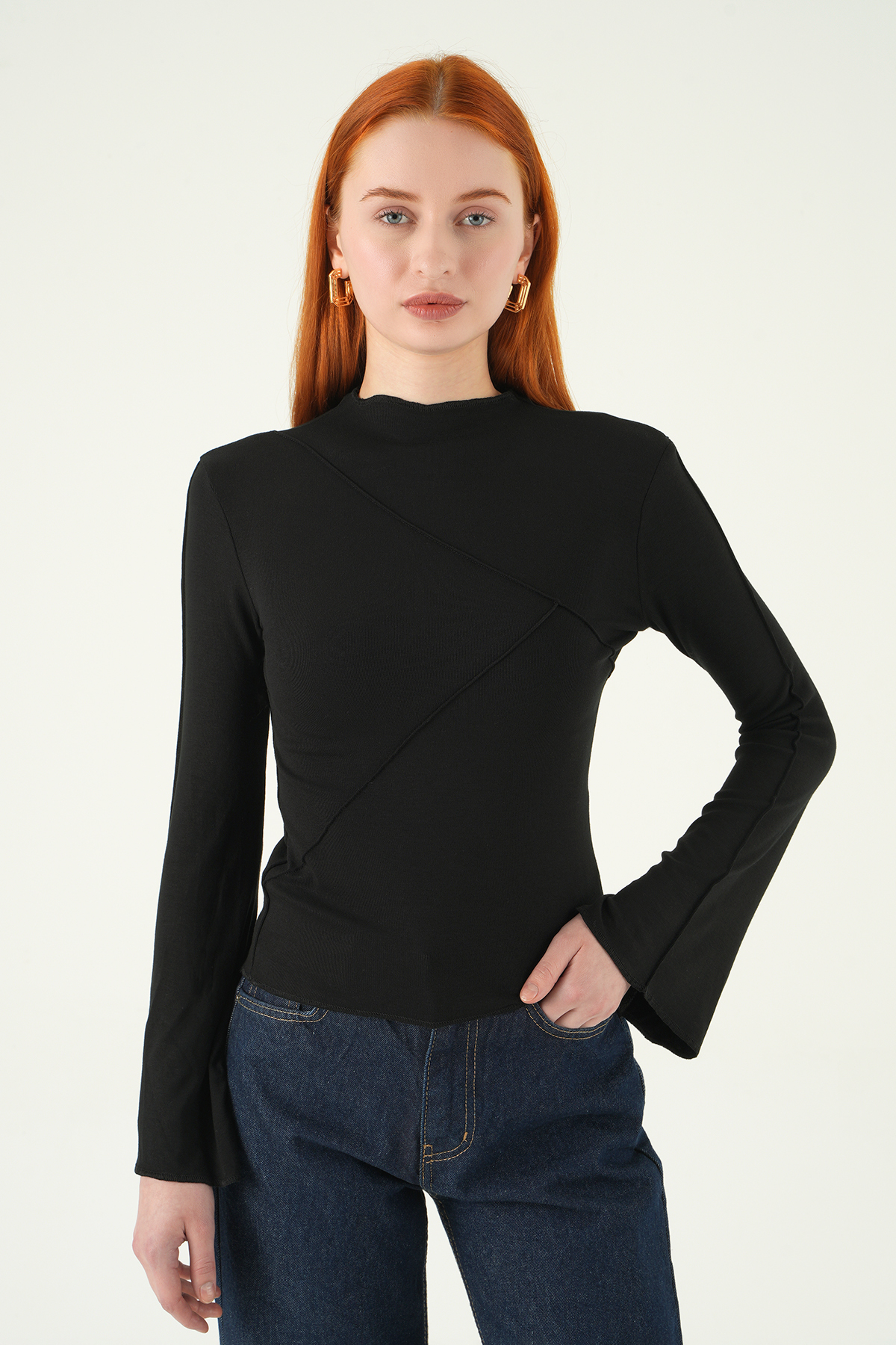 8238A Bisiklet Yaka Ön Çimalı Bluz Siyah - 2