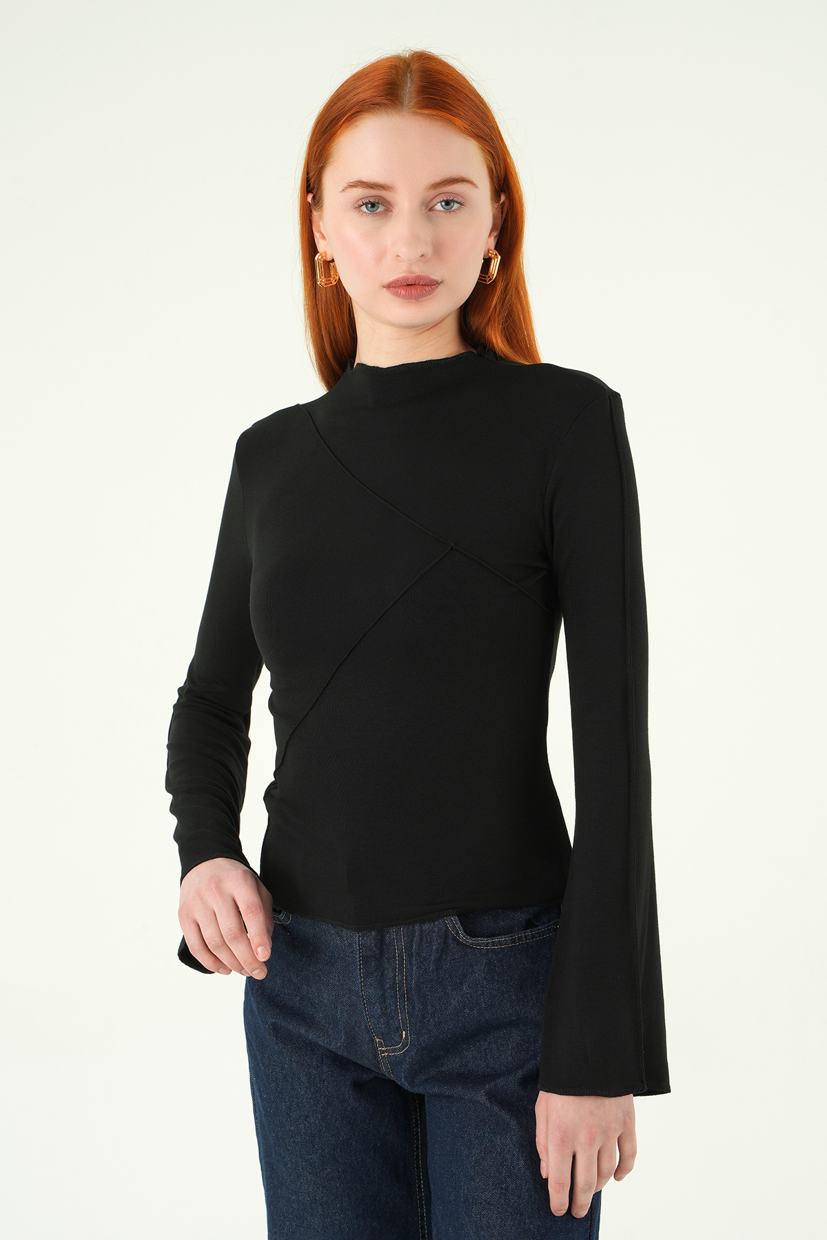 Siyah Bisiklet Yaka Ön Çimalı Bluz 8238A - 7