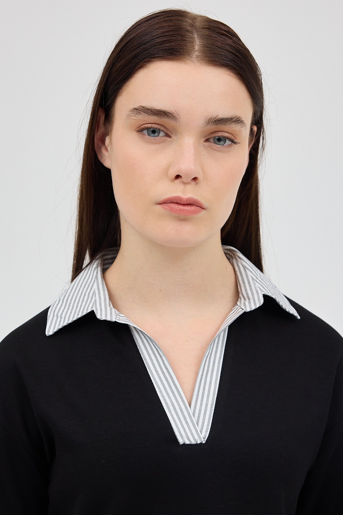 Siyah Gömlek Yaka Detaylı Triko Bluz 8241A - 7