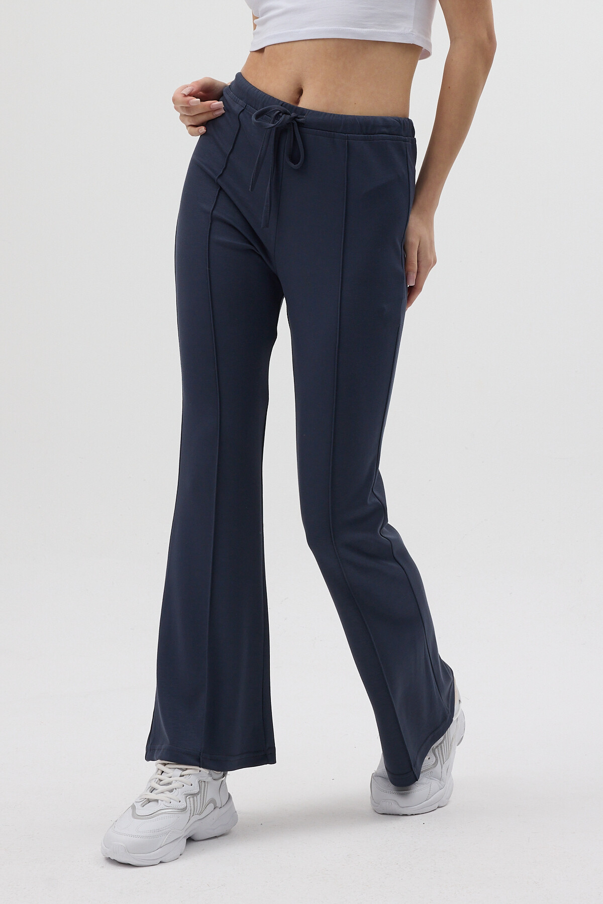 Antrasit Geniş Paça Beli Bağcıklı Kadın Pantolon 8246A - 2