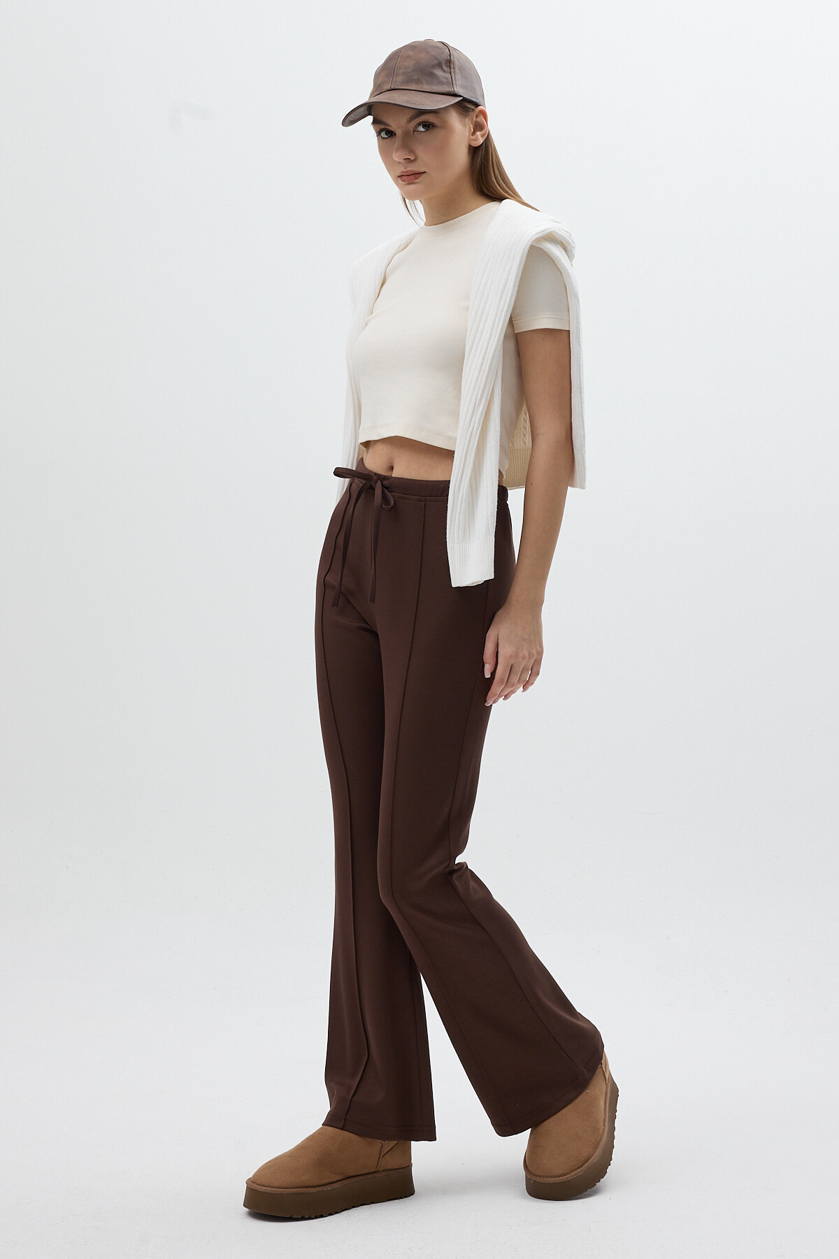 Kaherengi Geniş Paça Beli Bağcıklı Kadın Pantolon 8246A - 8