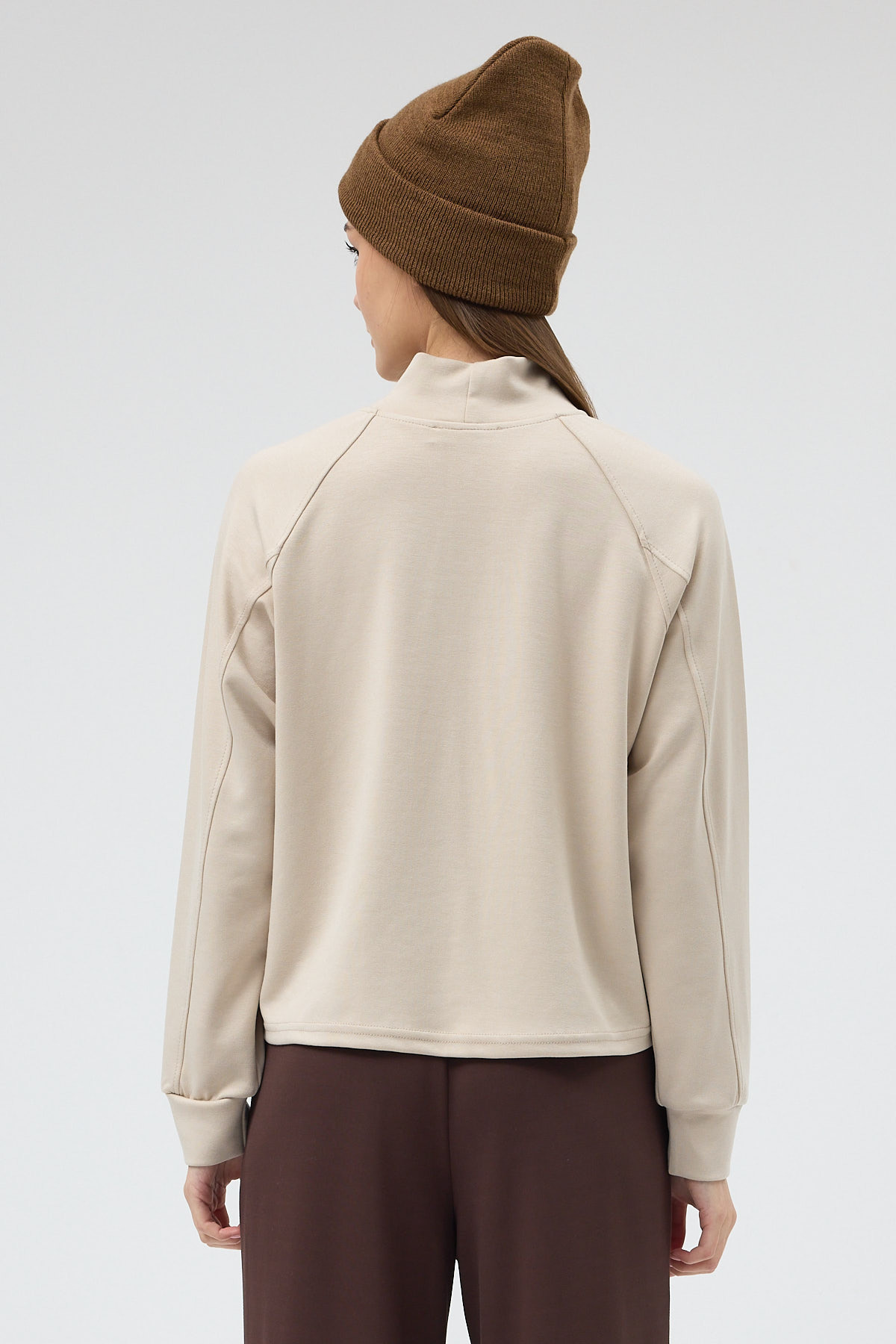 Bej Dik Yaka Reglan Kol Kadın Sweat 8252A - 5