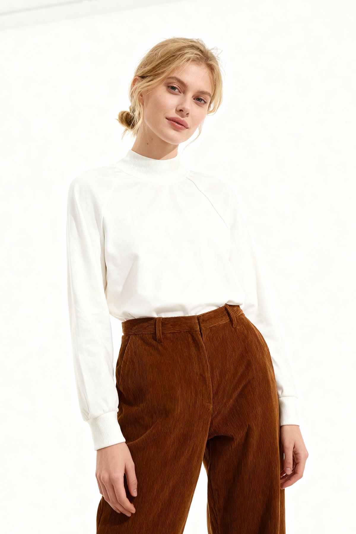 8252A Dik Yaka Sweat Ekru - 1