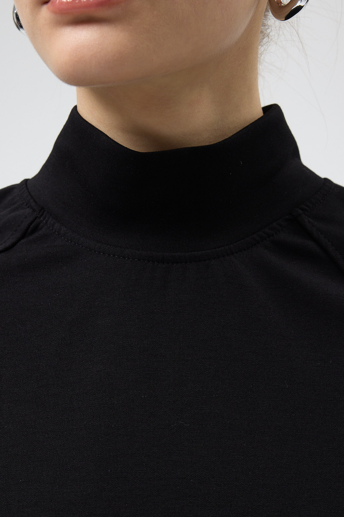 Siyah Dik Yaka Reglan Kol Kadın Sweat 8252A - 4