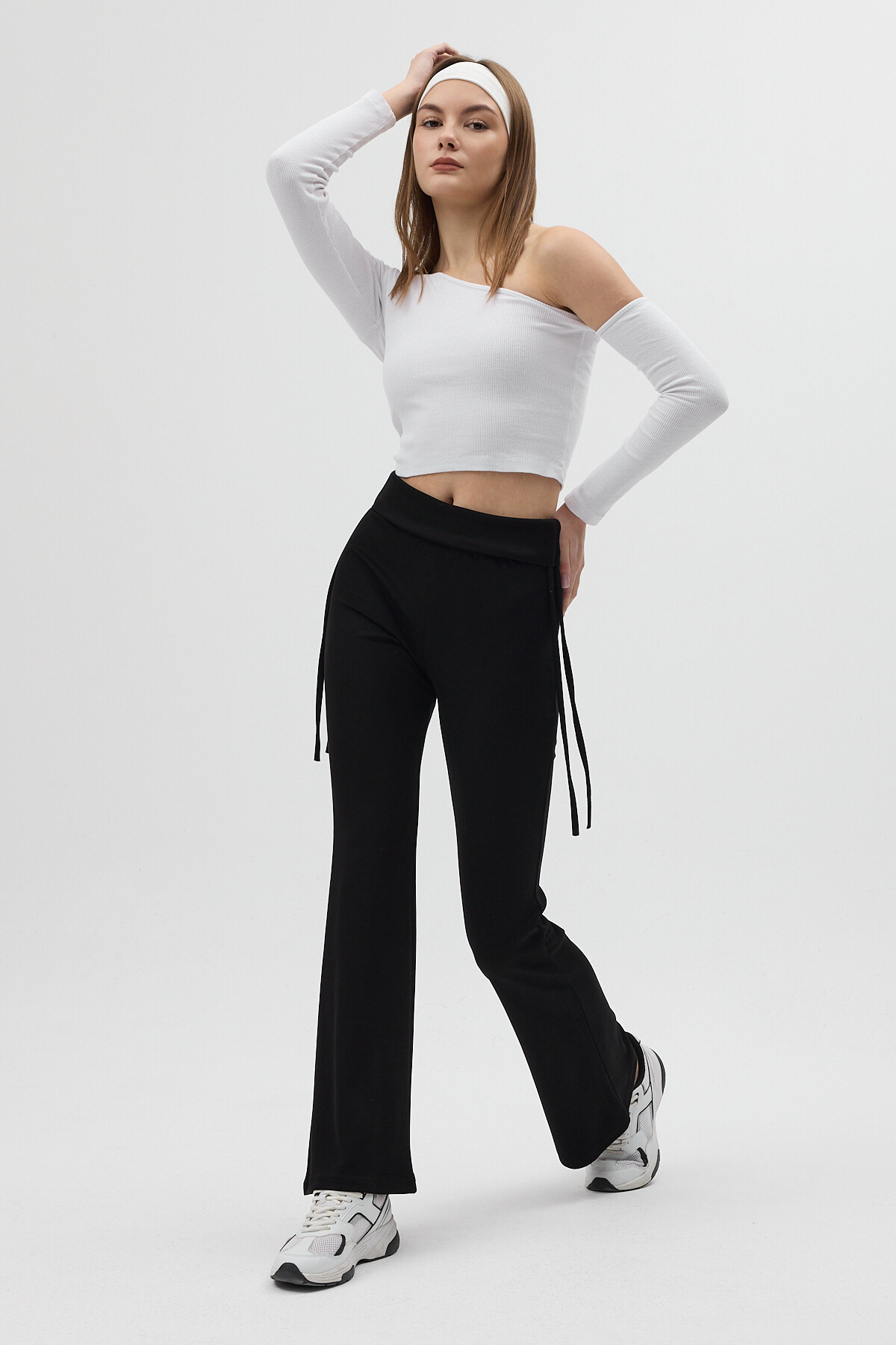 Siyah Geniş Paça Yüksek Bel Yandan Bağlamalı Kadın Pantolon 8255A - RAYS