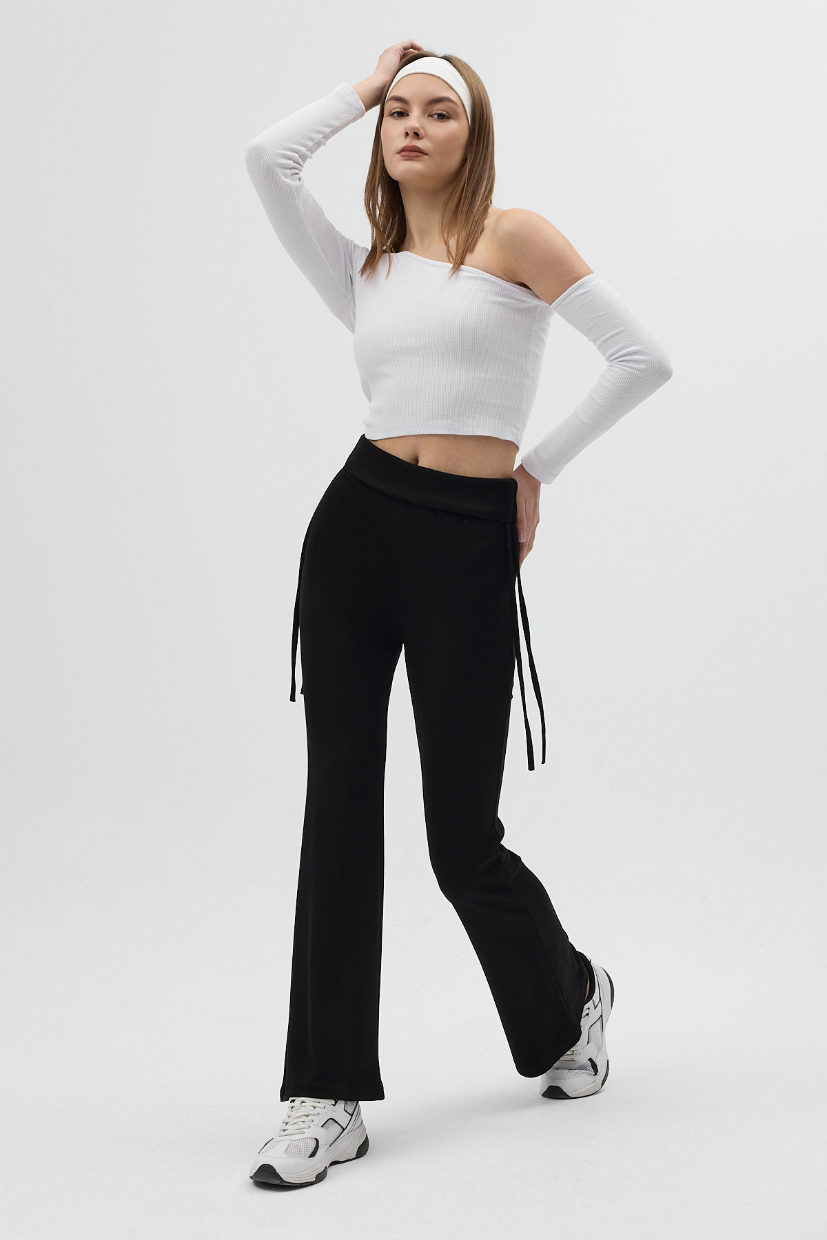 Siyah Geniş Paça Yüksek Bel Yandan Bağlamalı Kadın Pantolon 8255A - RAYS