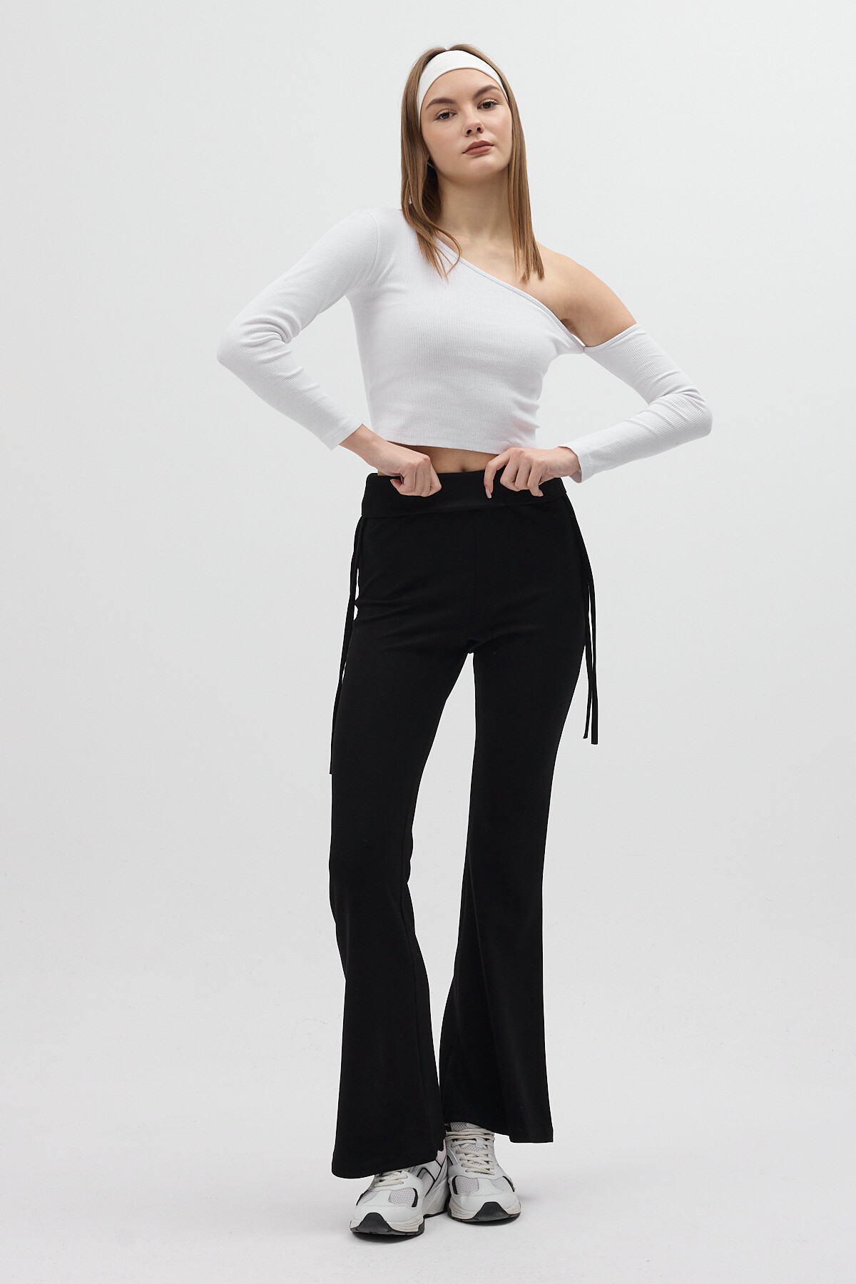 Siyah Geniş Paça Yüksek Bel Yandan Bağlamalı Kadın Pantolon 8255A - 6