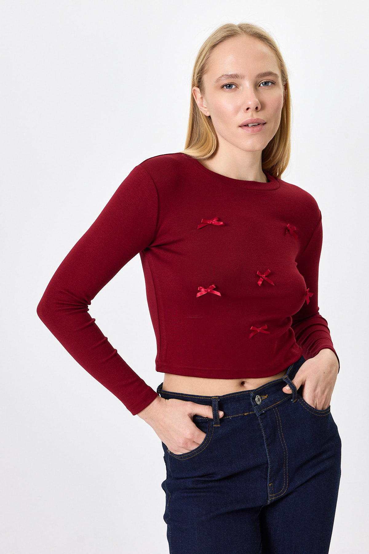Bordo Bisiklet Yaka Kurdele Aplike Detaylı Kadın Crop Body 8264A - RAYS