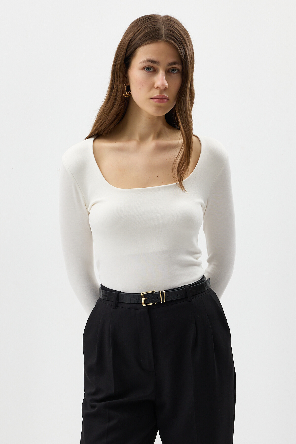 Ekru Kare Yaka Uzun Kollu Fitilli Kadın Body 8267A - 1