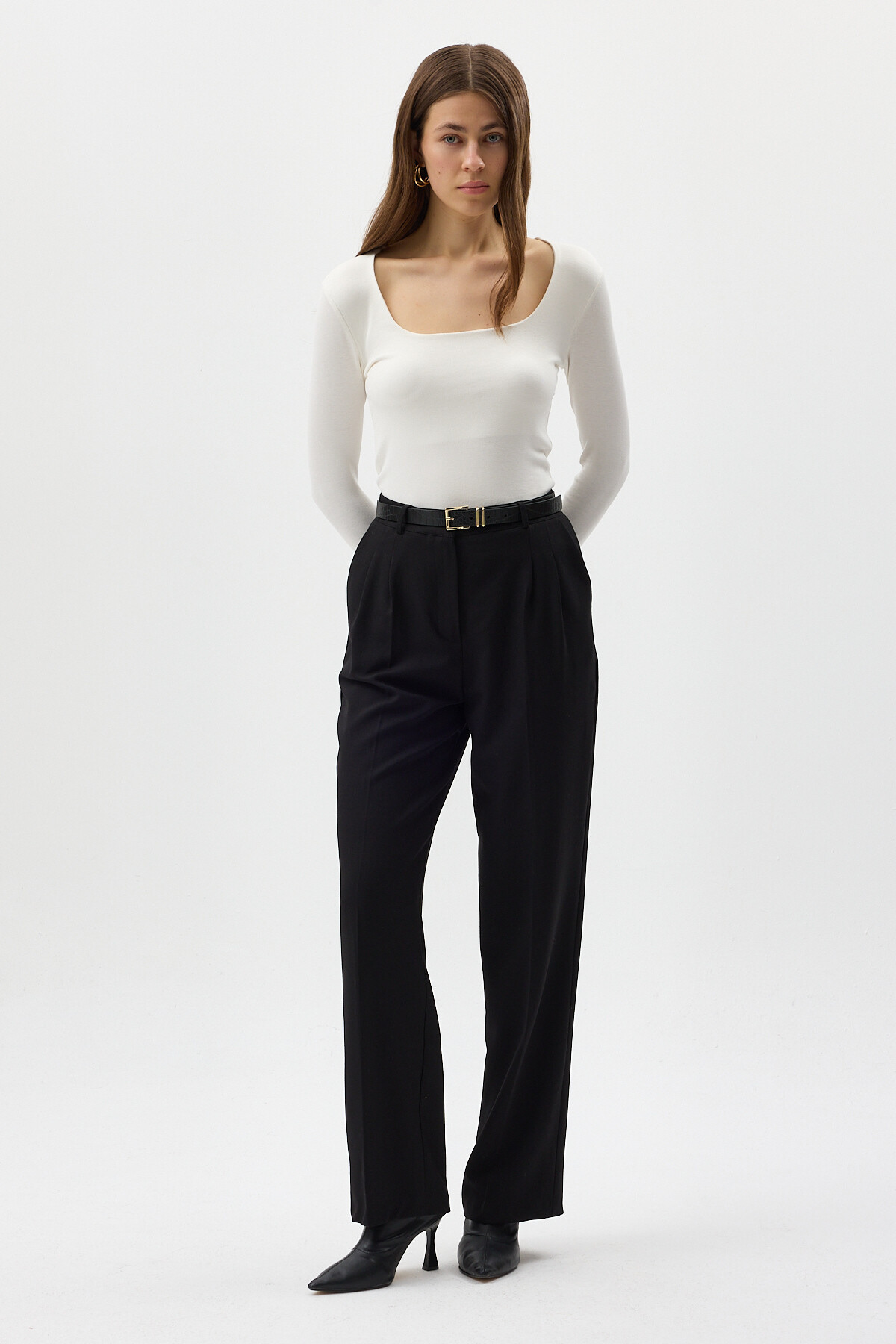 Ekru Kare Yaka Uzun Kollu Fitilli Kadın Body 8267A - 6