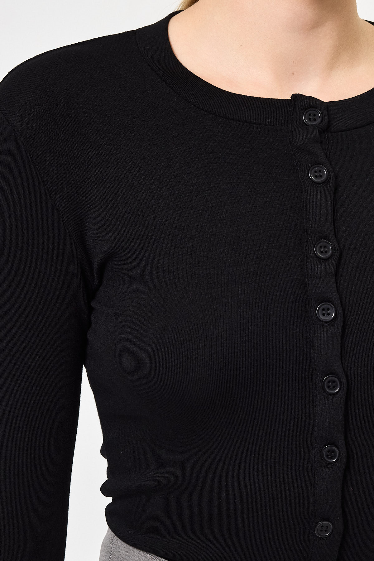 Siyah Ön Düğmeli Bisiklet Yaka Uzun Kollu Fitilli Kadın Body 8270A - RAYS