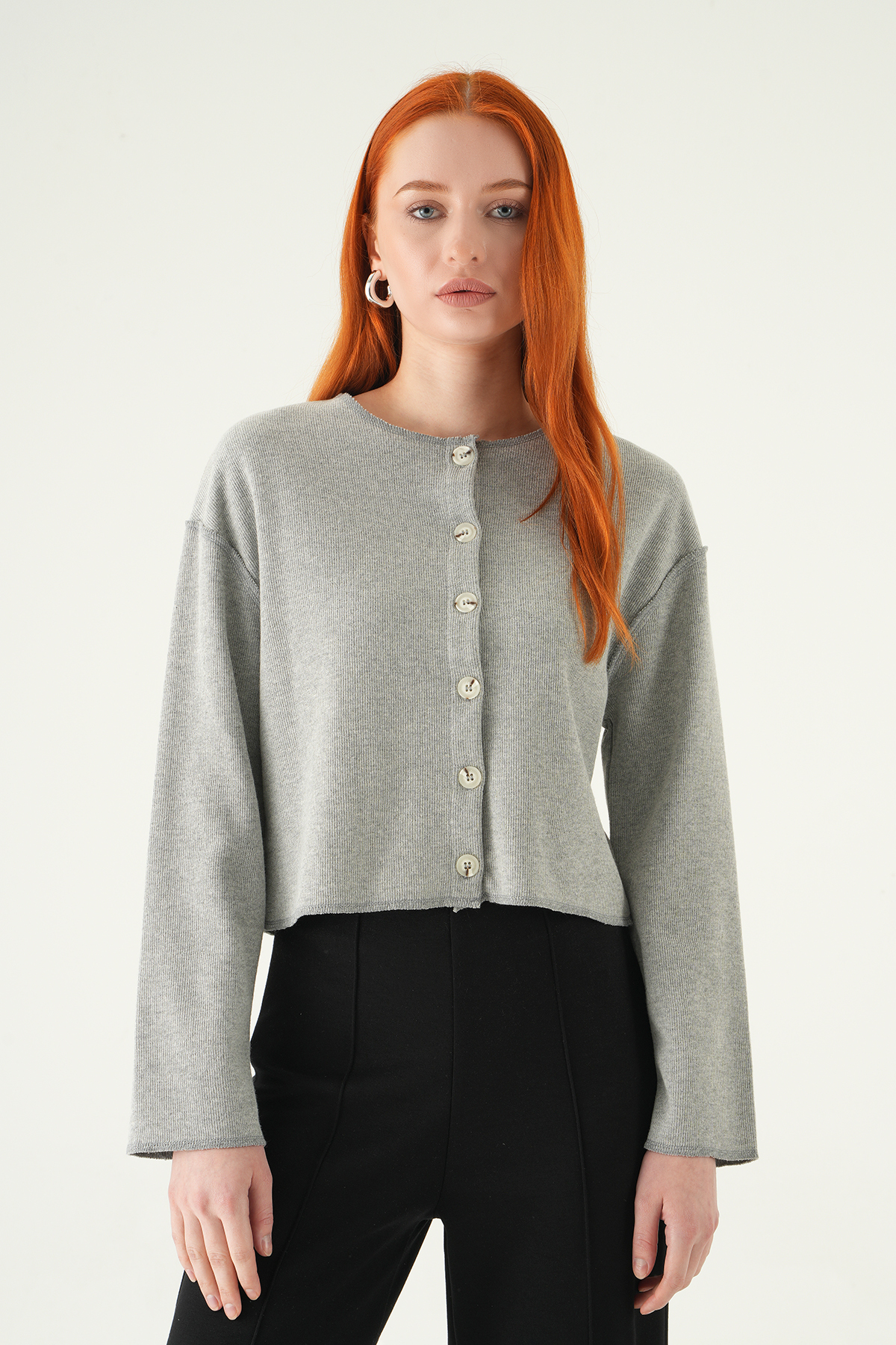 Gri Düğmeli Bisiklet Yaka Bluz 8273A 