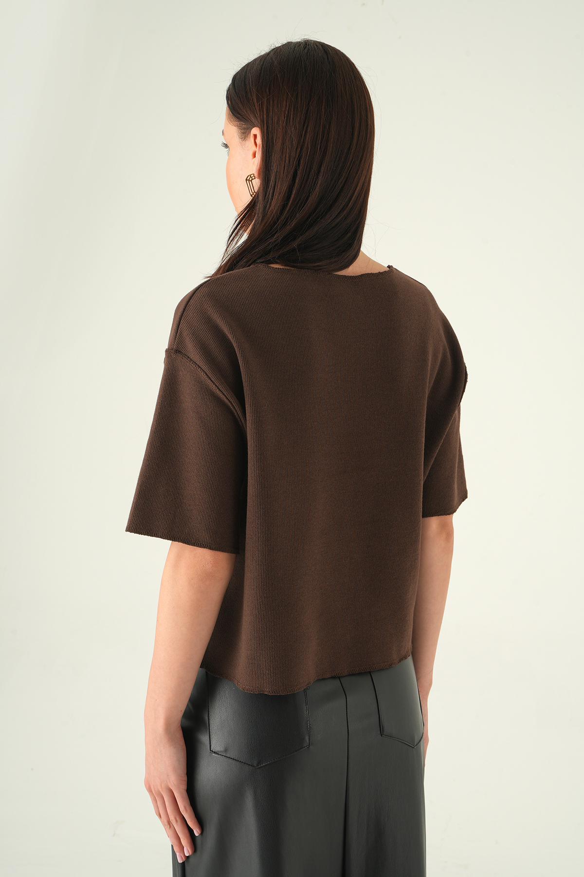 8274A Bisiklet Yaka Kısa Kol Tişört Kahve - 5