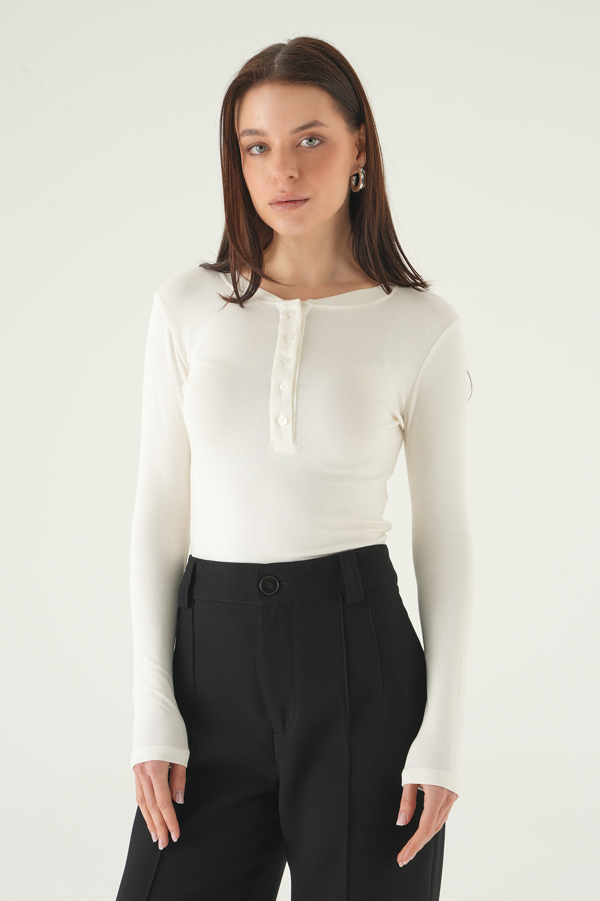 Ekru Ön Düğmeli Badi 8276A 