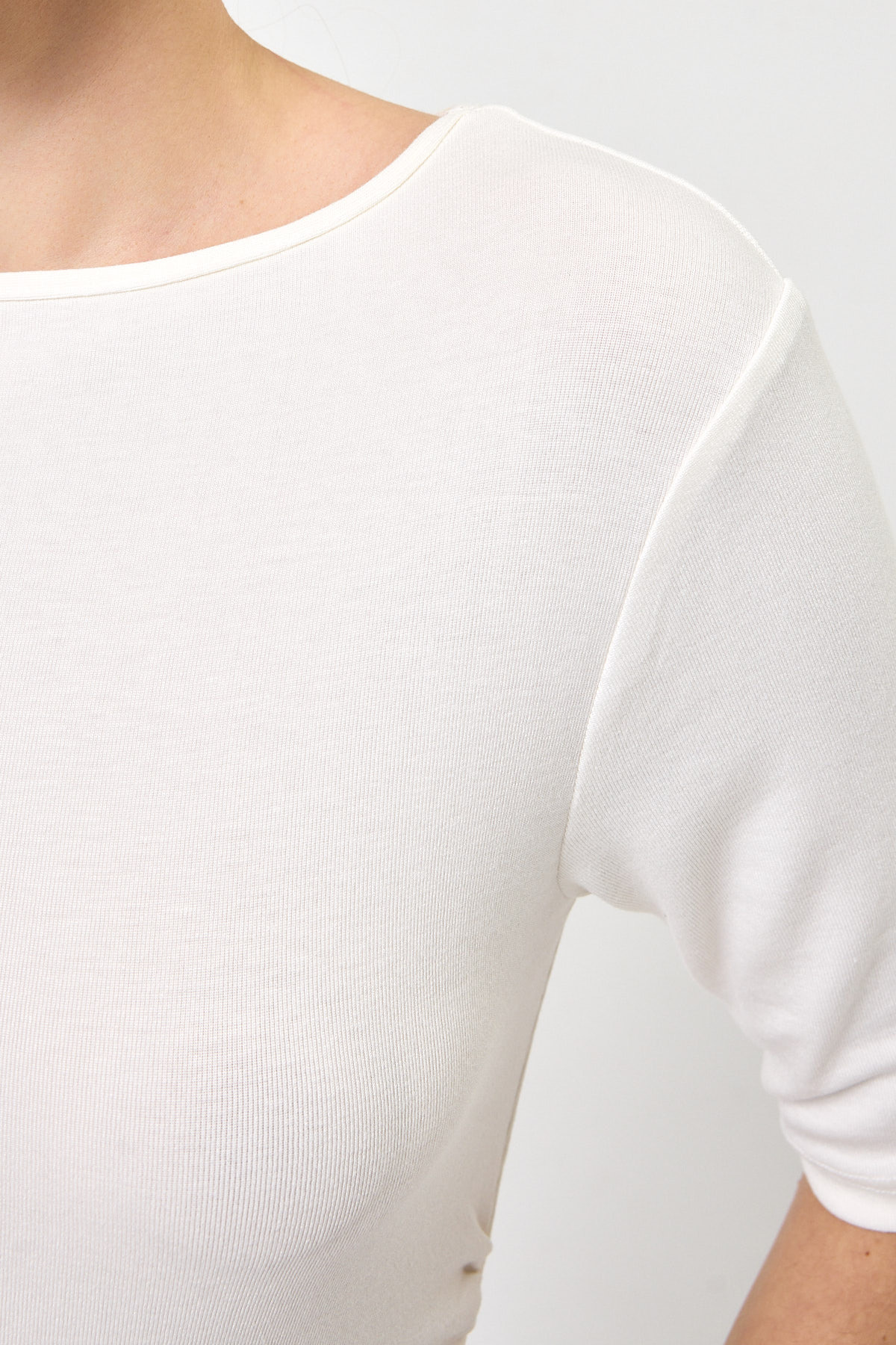 Ekru Bisiklet Yaka Ön Büzgülü Bluz 8279A - 4