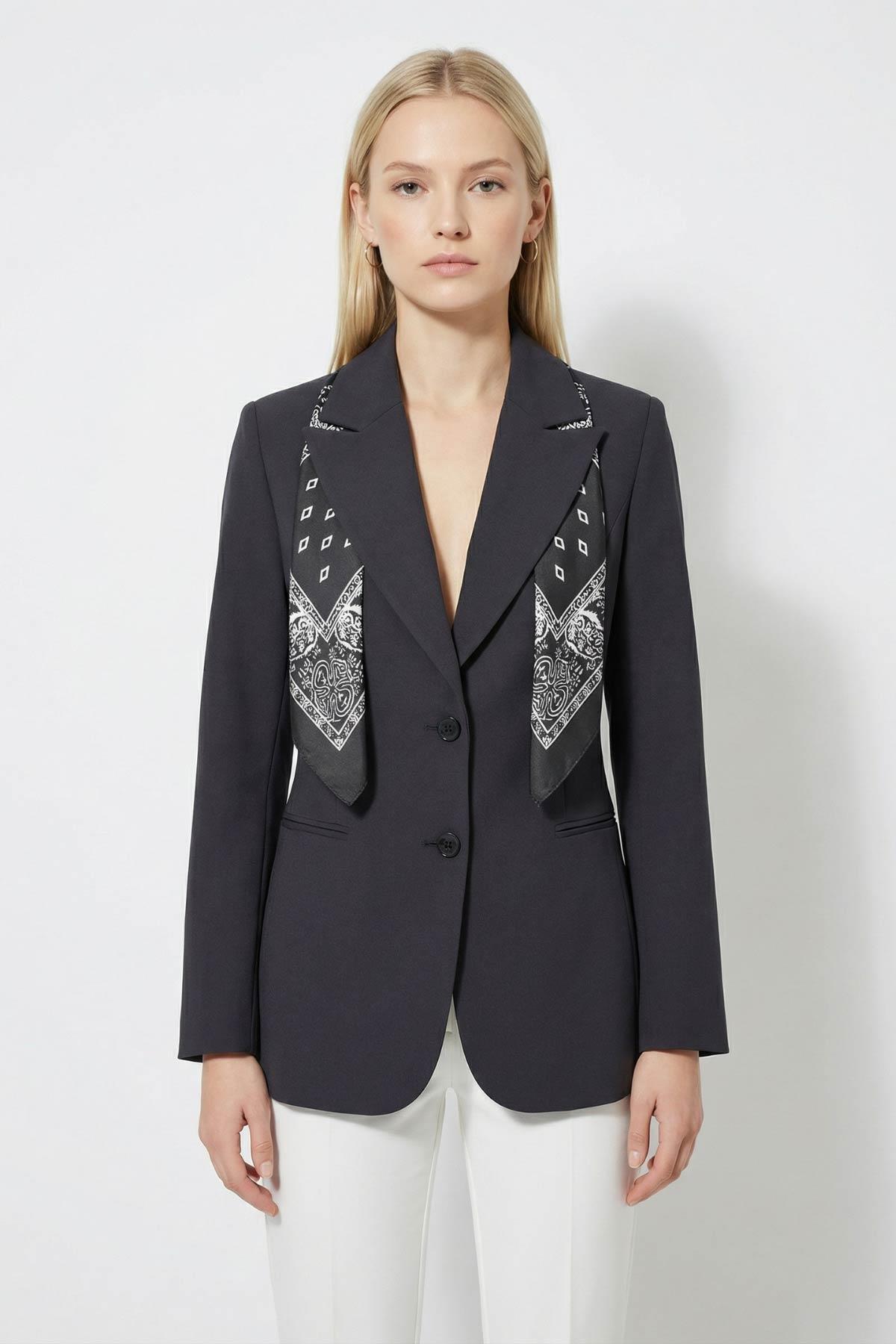 8295 Fular Detay Ceket Siyah - 1