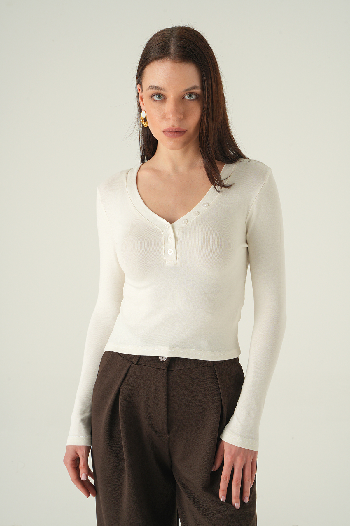 8299A V Yaka Düğmeli Badi Ekru - 2