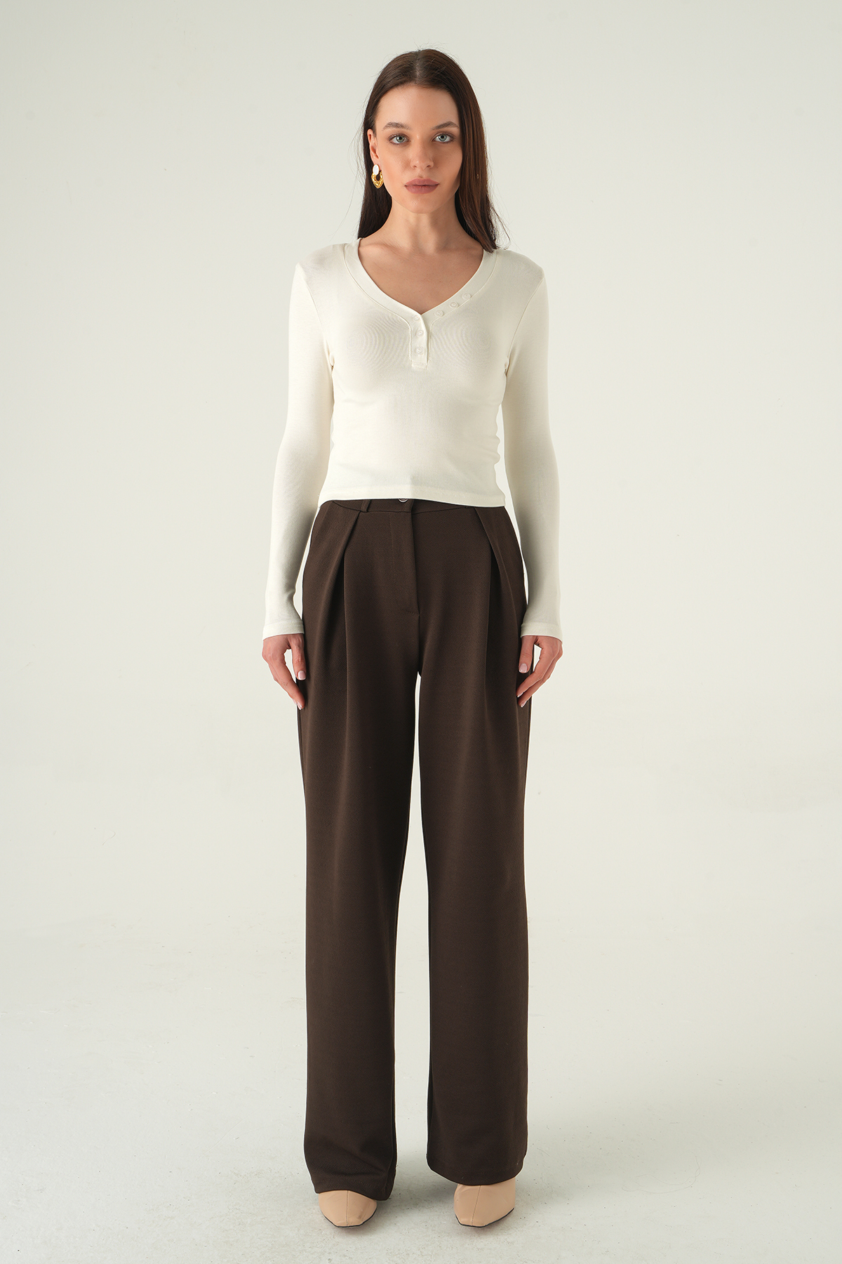 Ekru V Yaka Düğmeli Badi 8299A - 3