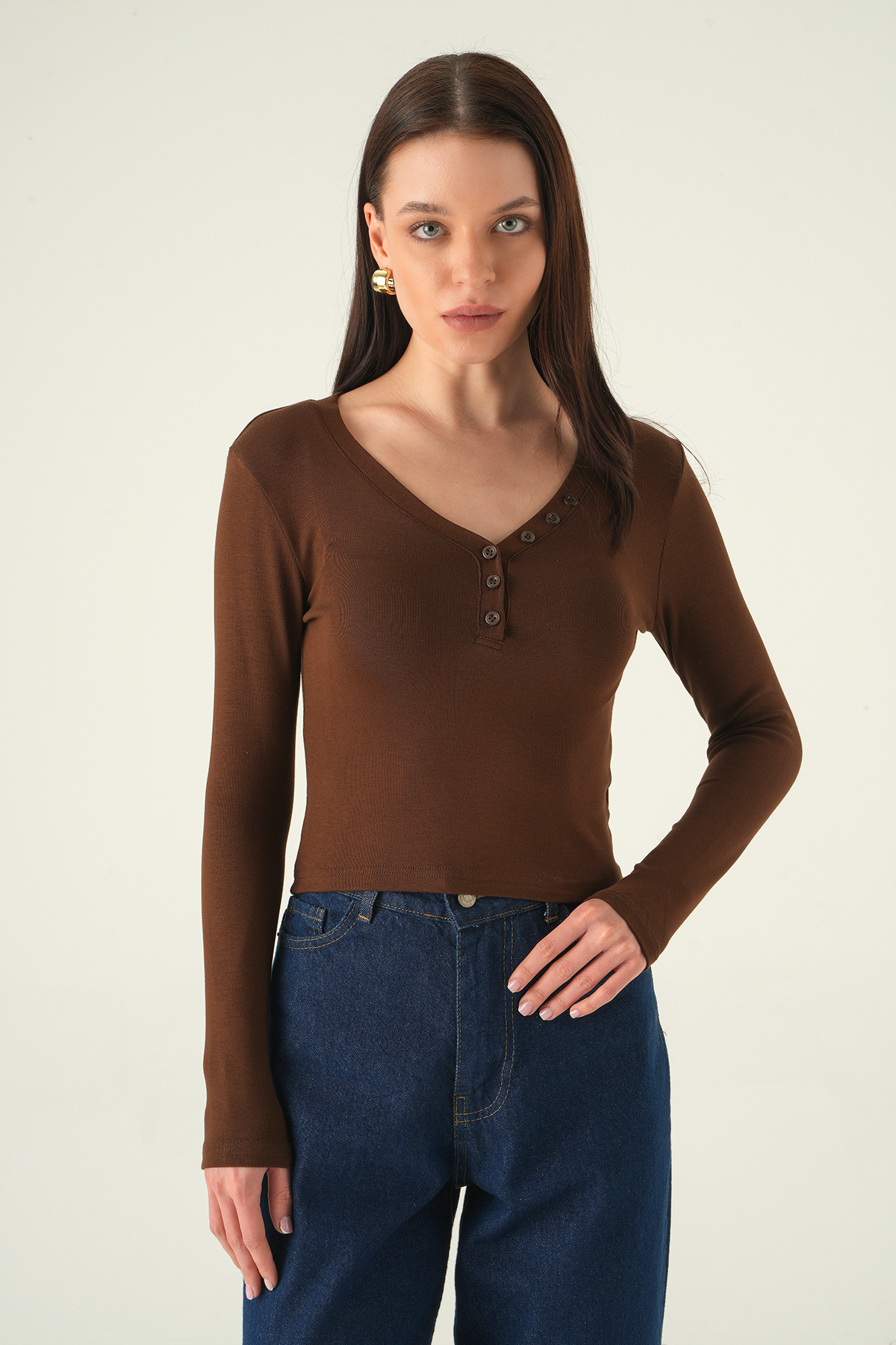 8299A V Yaka Düğmeli Badi Kahve - RAYS (1)