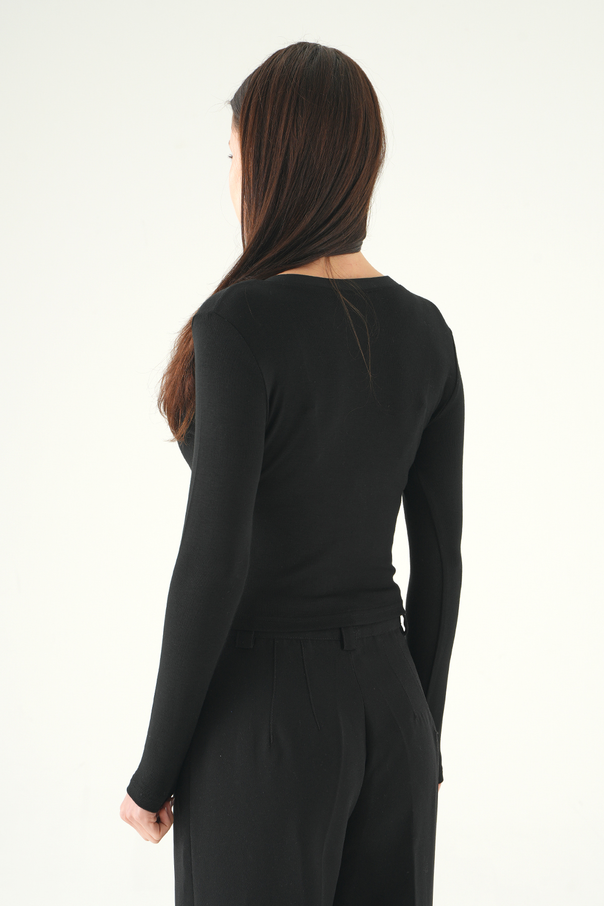 Siyah V Yaka Düğmeli Badi 8299A - 5