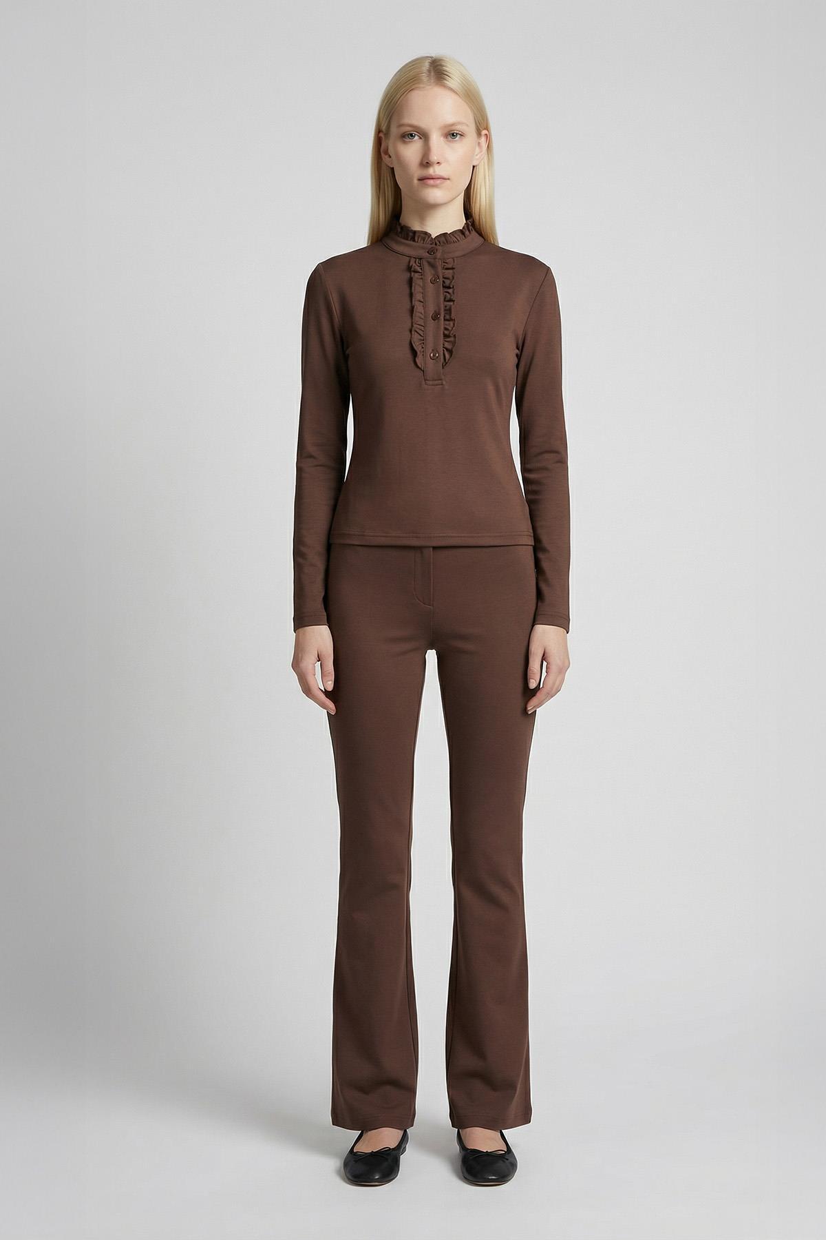 8311A Ön Düğmeli Bluz Kahve - 1