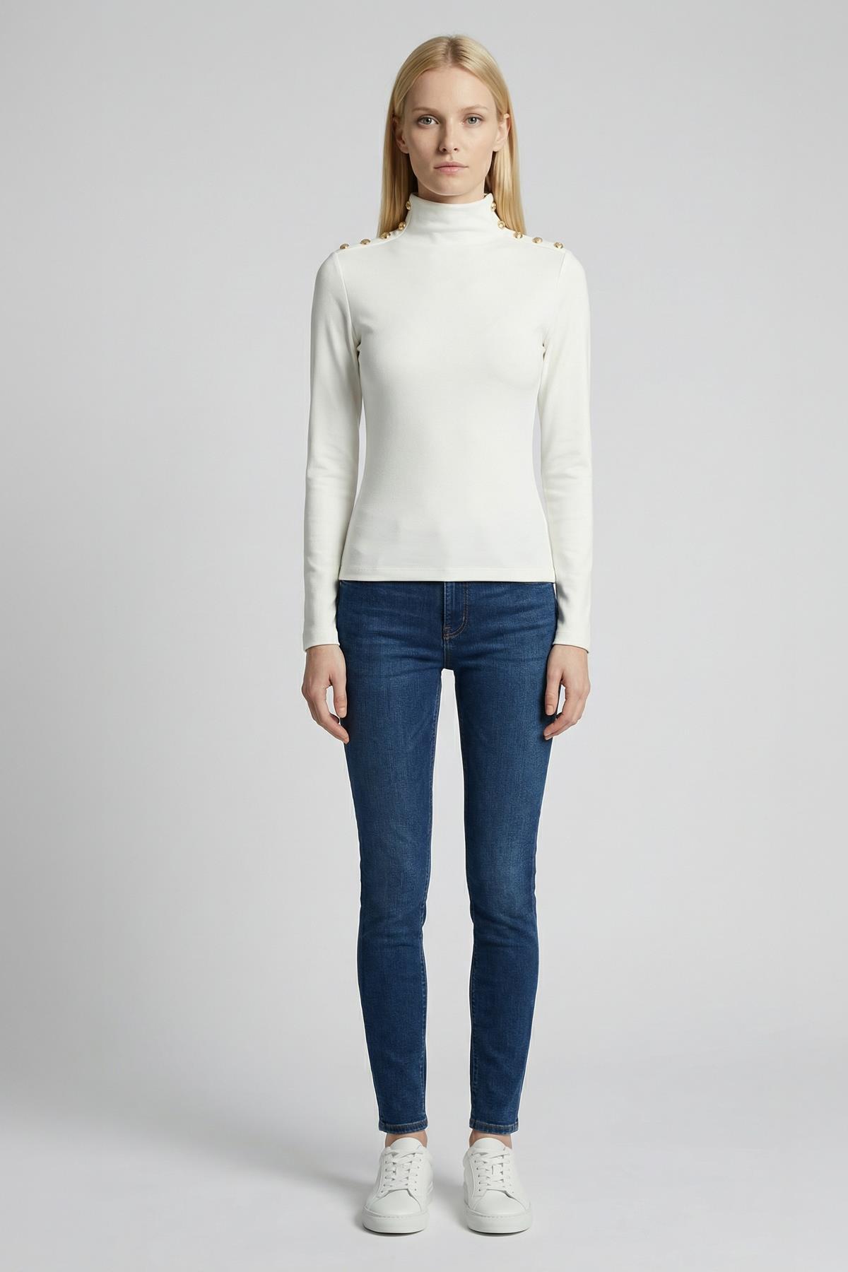 8312A Omuz Dümeli Bluz Ekru - RAYS