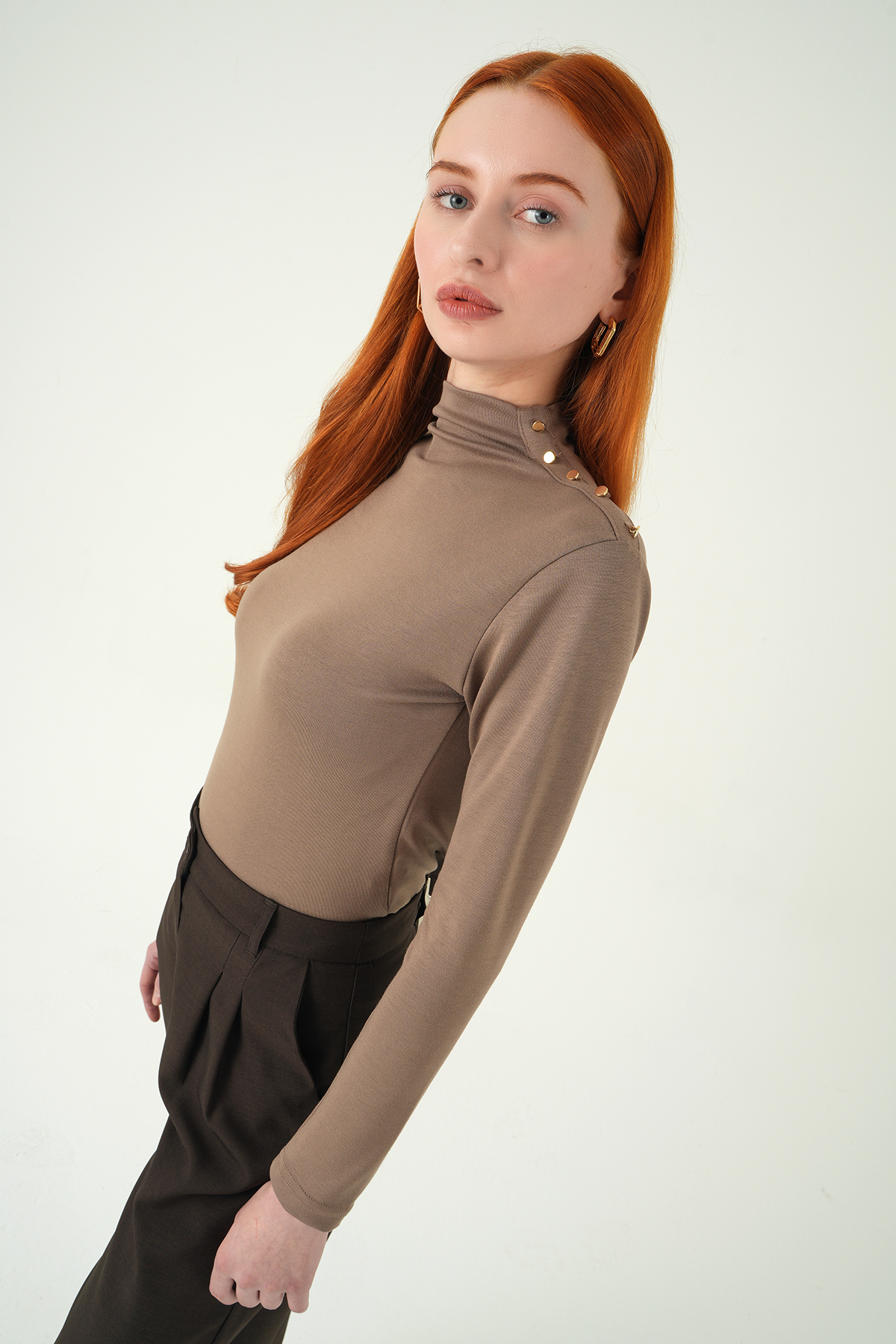 8312A Omuz Dümeli Bluz Vizon 