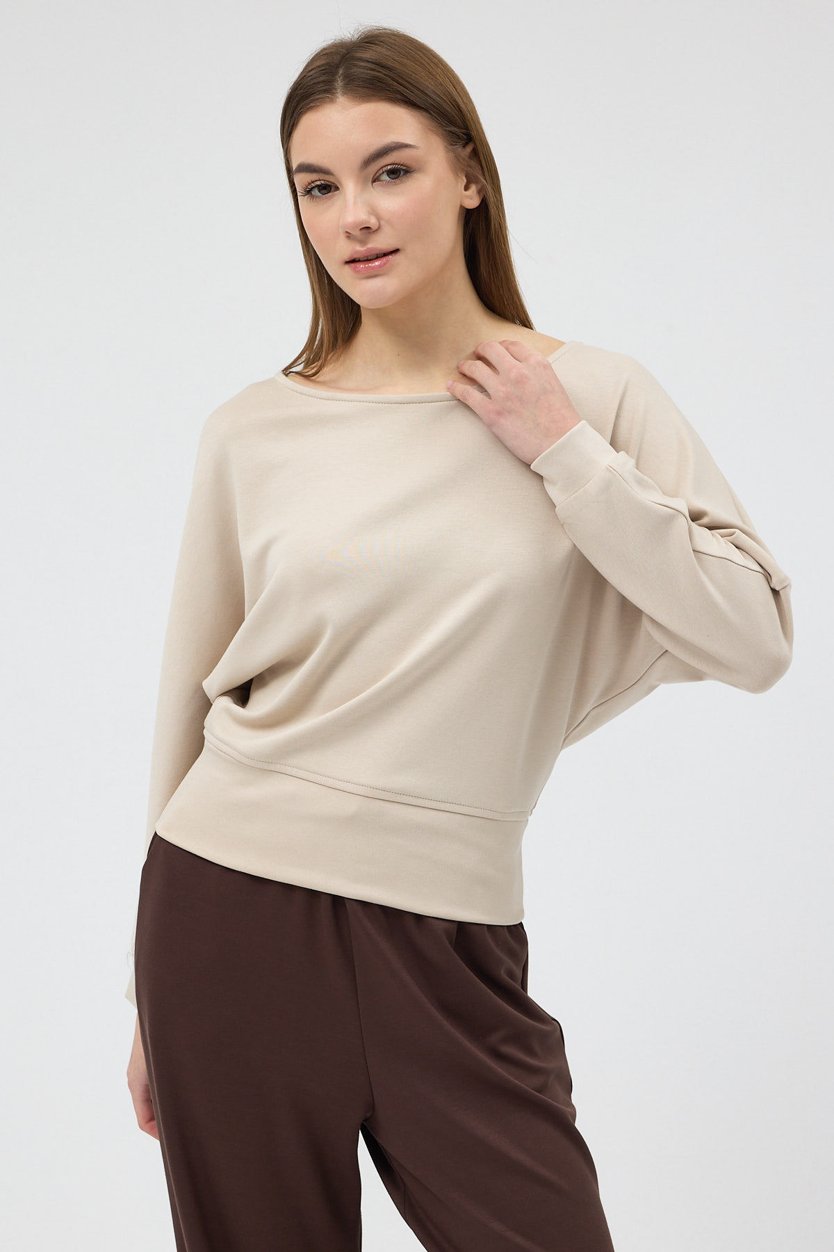 Bej Kayık Yaka Yarasa Kol Büzgülü Bluz 8316A - 7