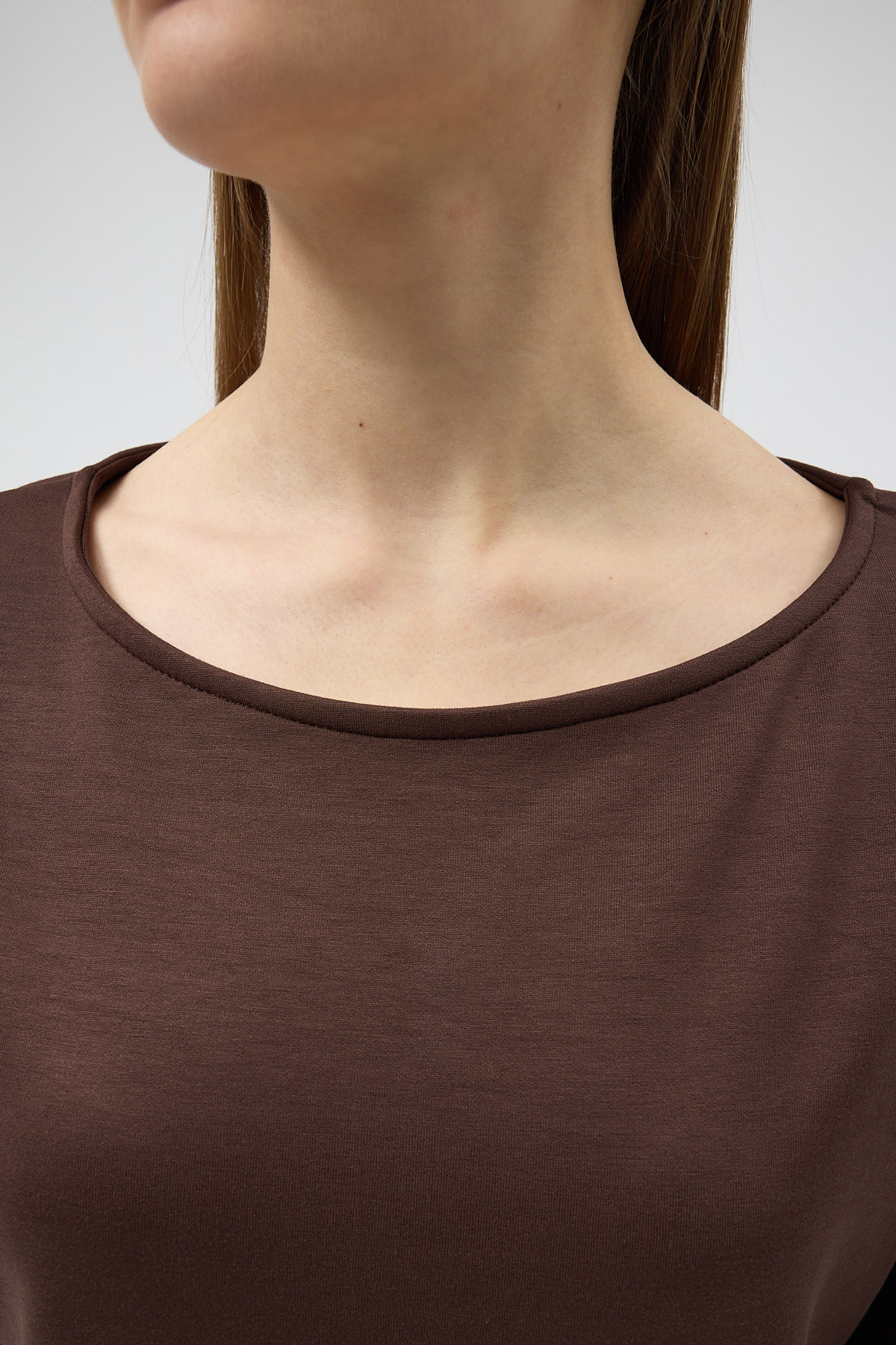 Kahverengi Kayık Yaka Yarasa Kol Büzgülü Bluz 8316A - 4