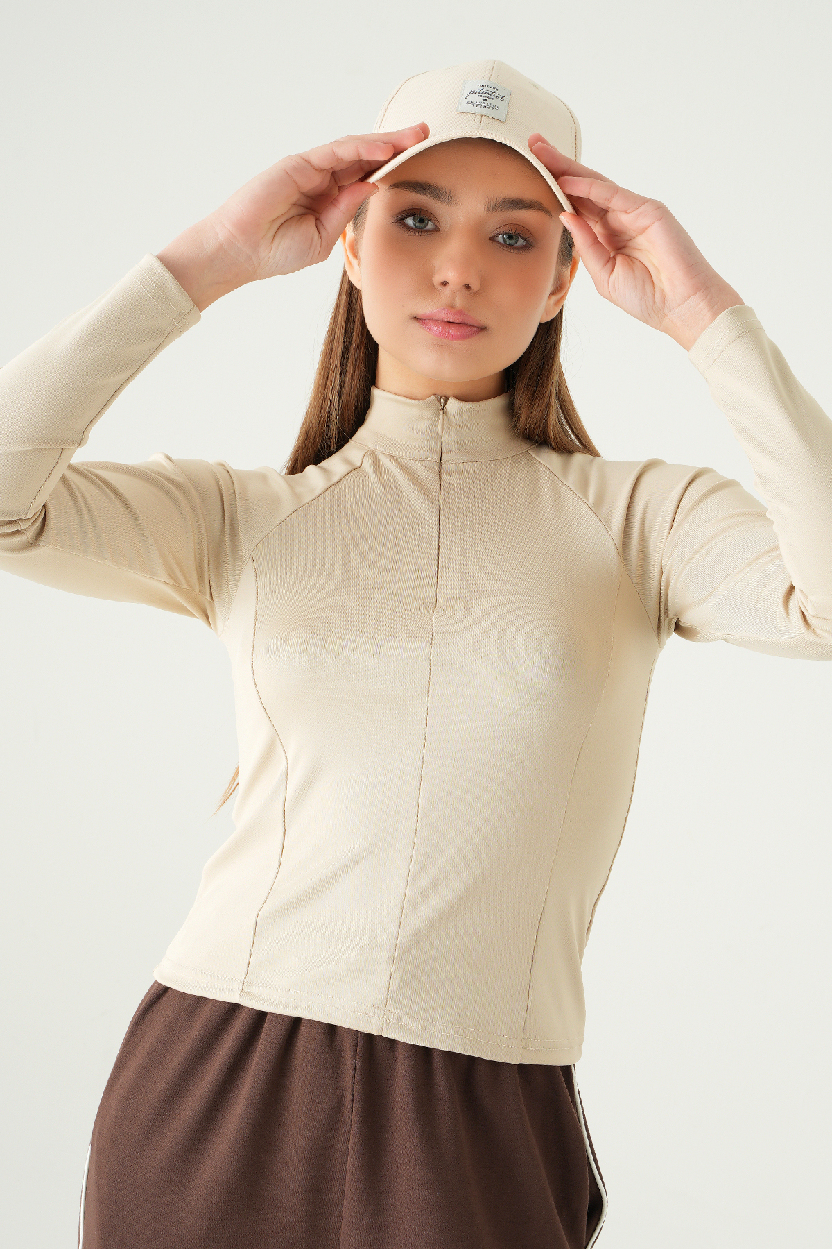 Bej Ön Fermuarlı Uzun Kol Sweat 8334A 