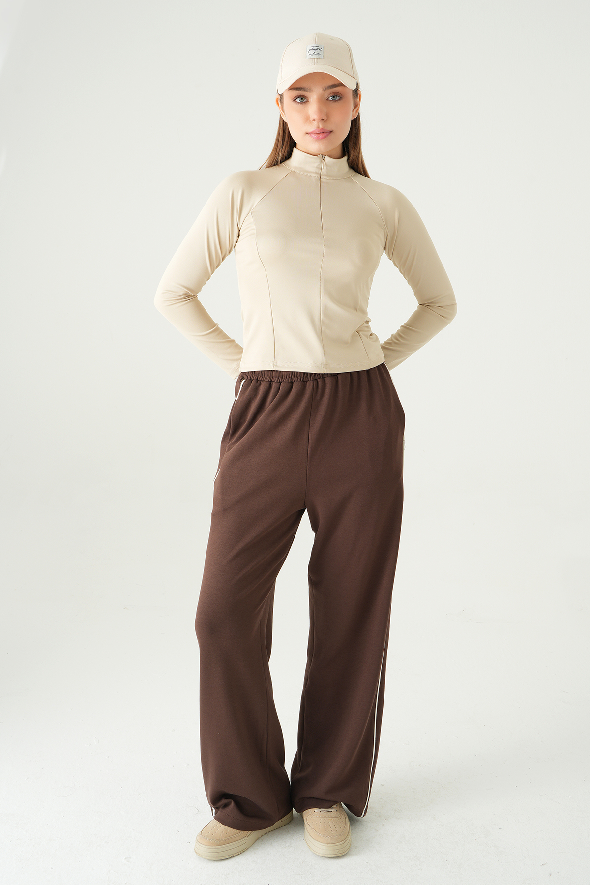 Bej Ön Fermuarlı Uzun Kol Sweat 8334A - 3