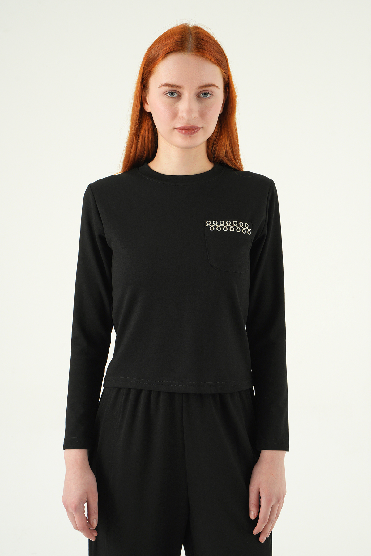 Siyah Bisiklet Yaka Cep Nakışlı Badi 8344A - RAYS