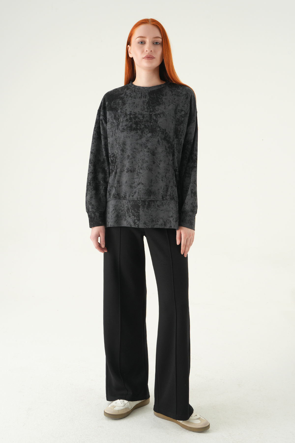 8363A Desenli Bisiklet Yaka Tunik Siyah - 3