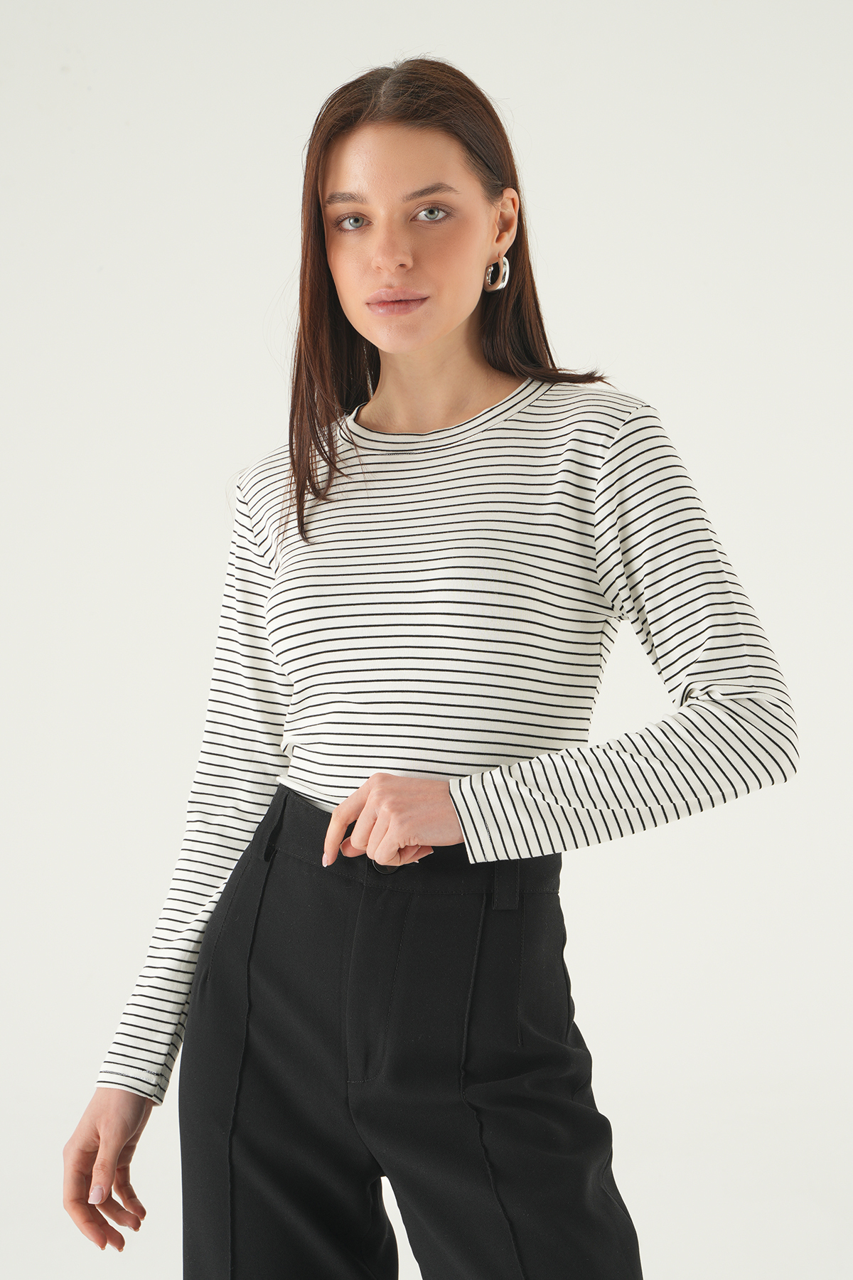 8375A Bisiklet Yaka Çizgili Badi Beyaz - RAYS