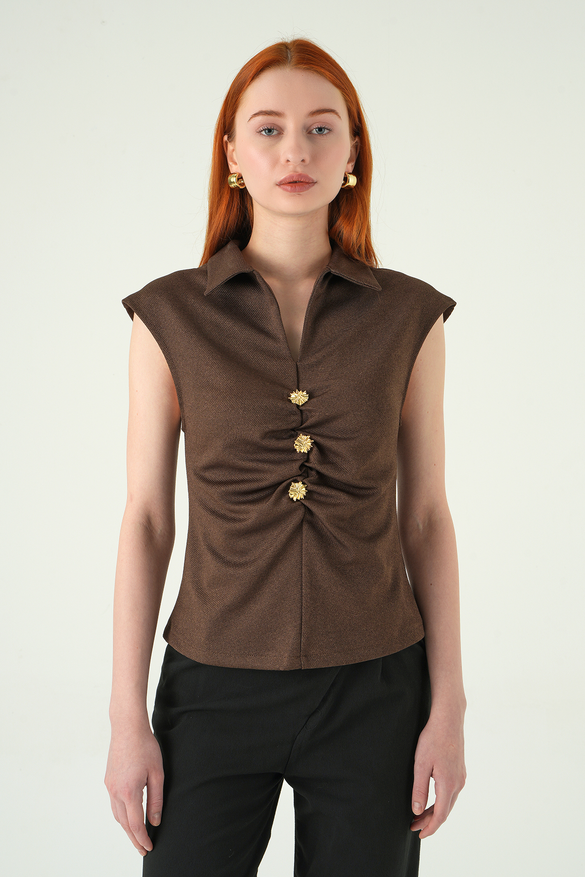 8406A Ön Düğmeli Bluz Kahve - 2