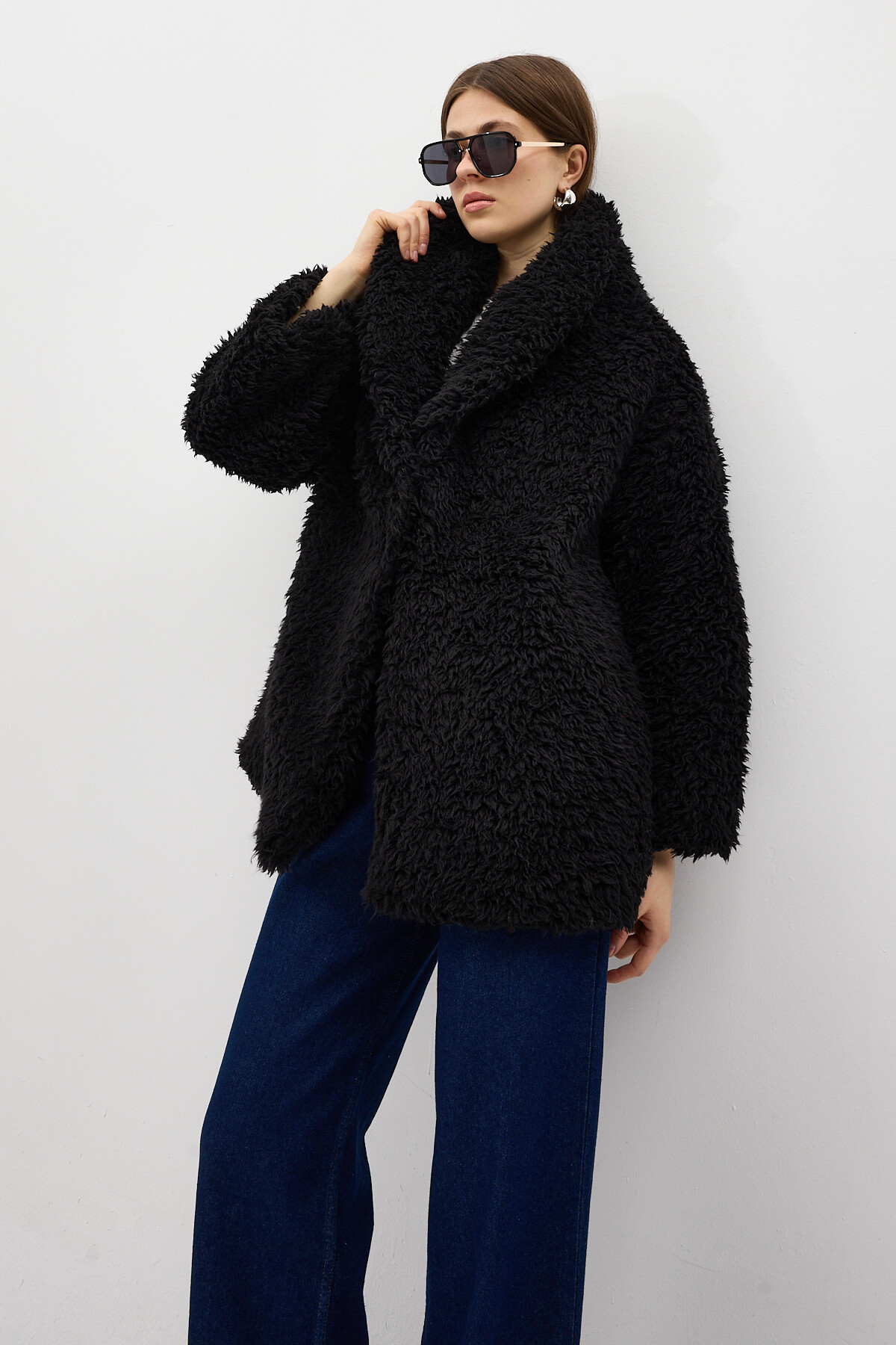 Siyah Çıt Çıtlı Peluş Kadın Kaban 8471 - 1