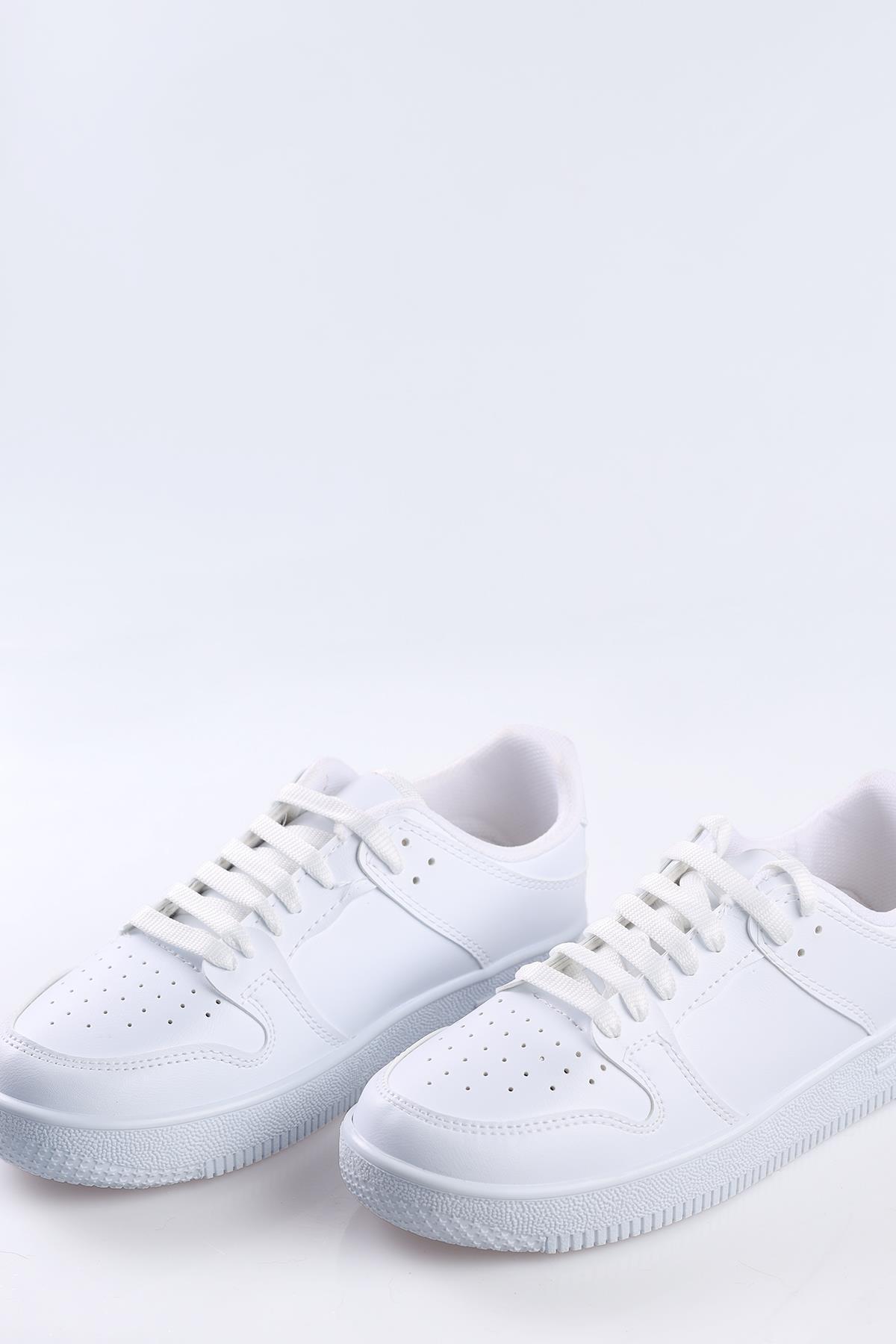 8585 Spor Ayakkabı Beyaz 