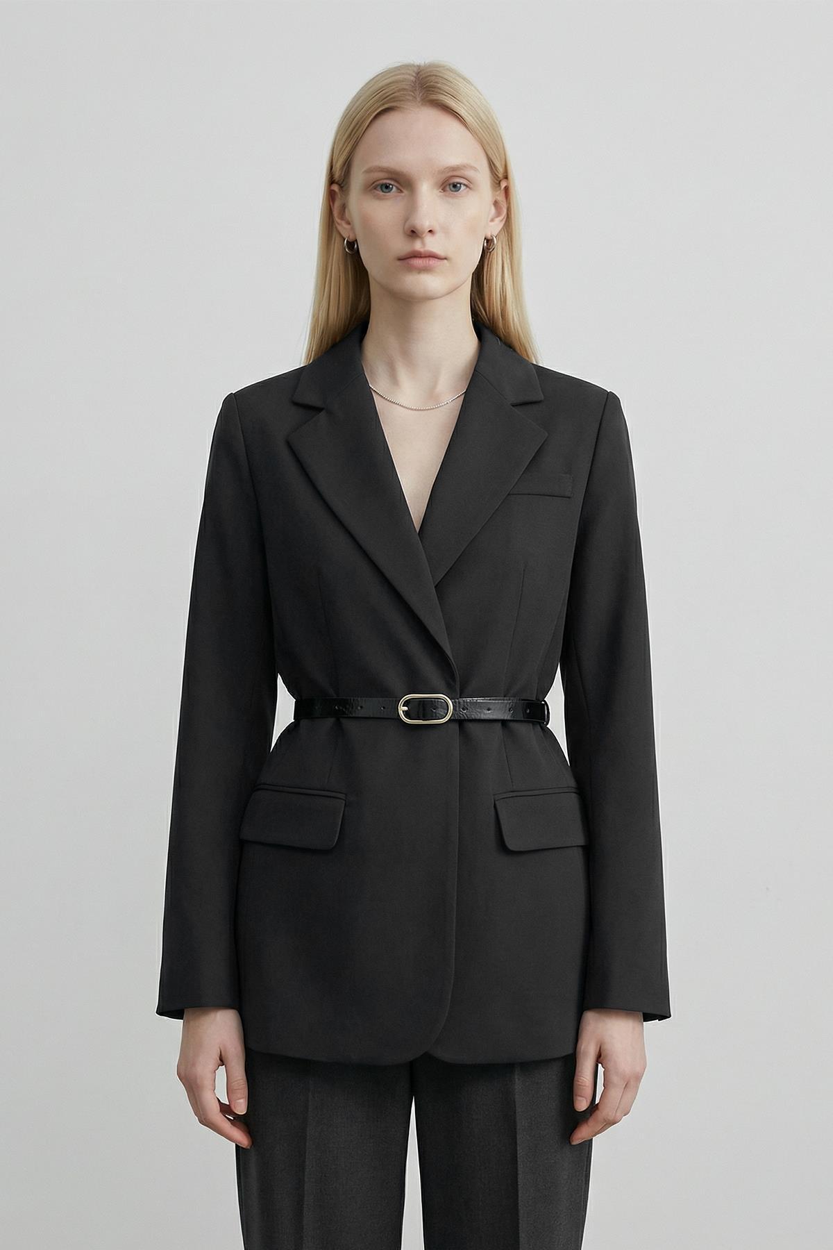 Siyah Kemer Detaylı Ceket 8835 