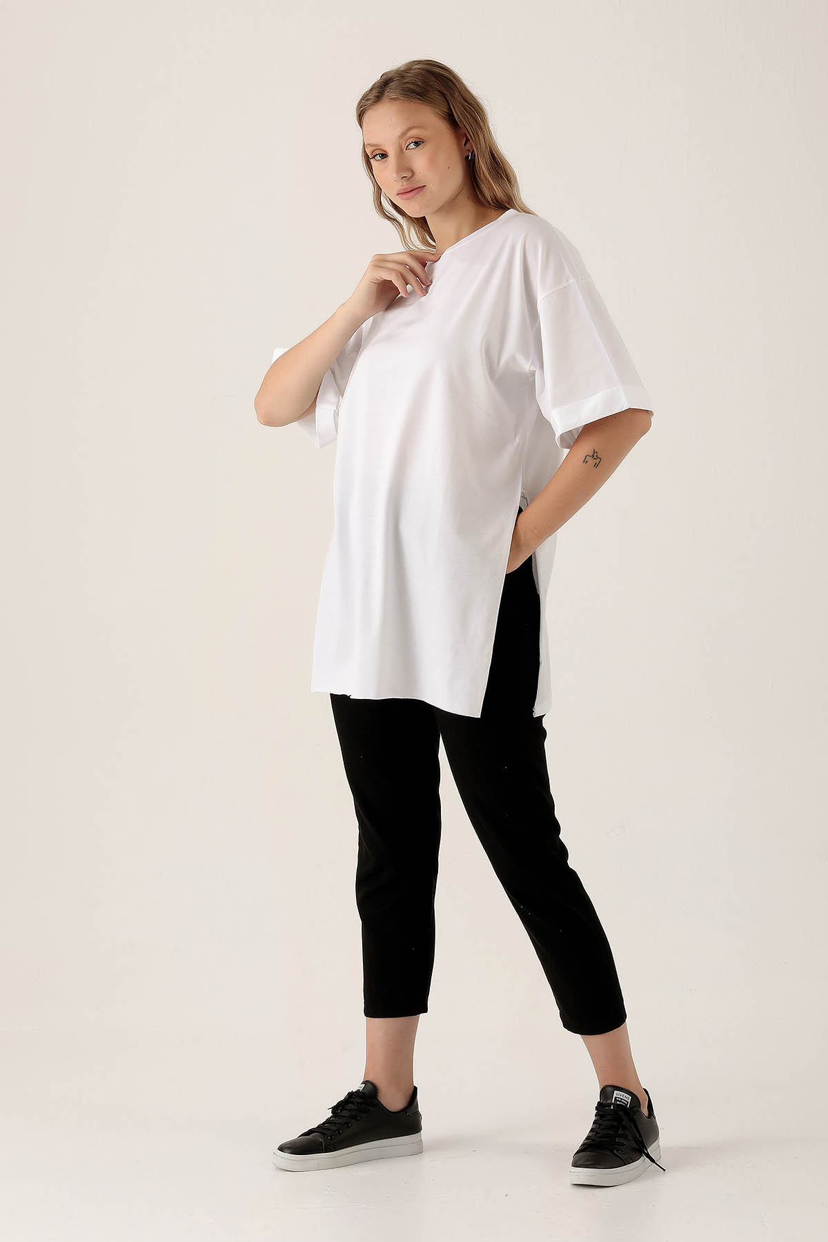 9000M Yan Yırtmaç Dubble Kol Tişört Beyaz - 4