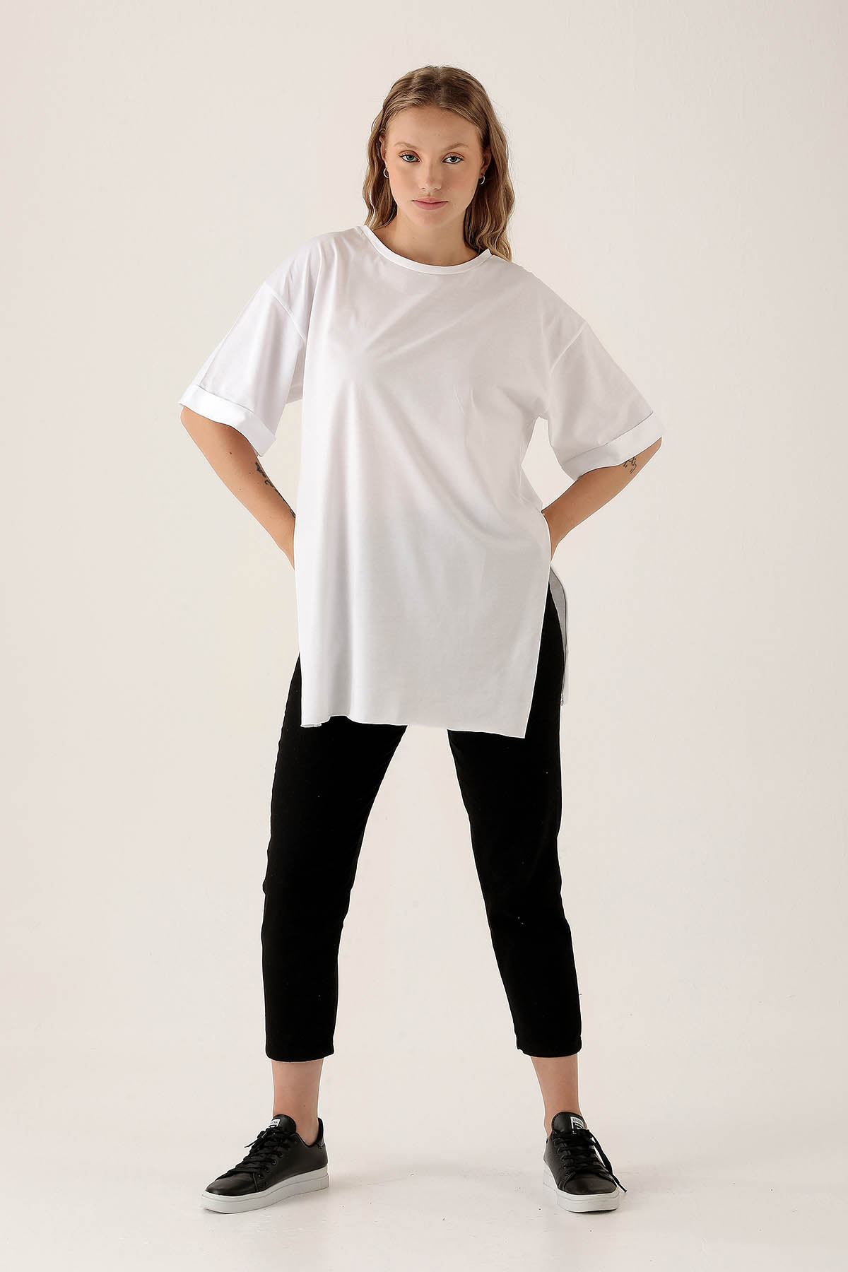 Beyaz Yan Yırtmaç Dubble Kol Tişört 9000M - 3