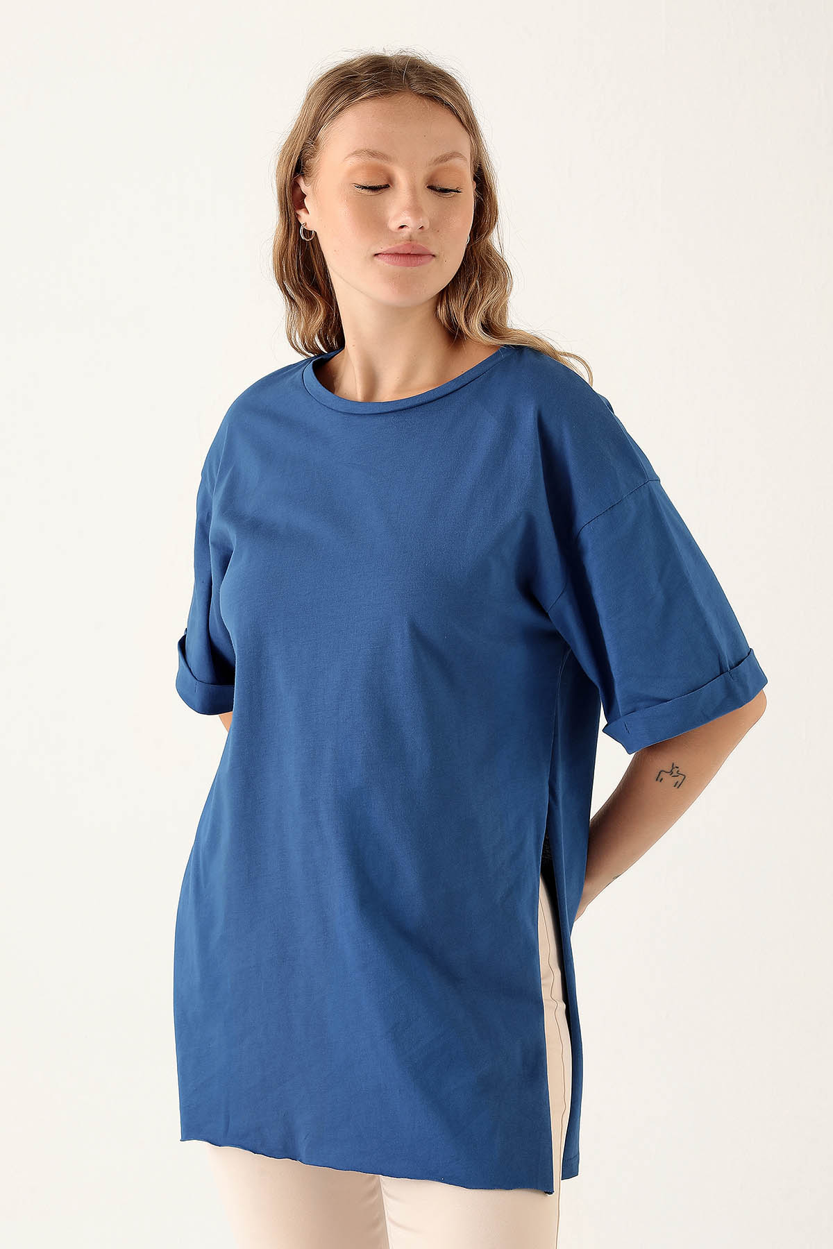 Saks Yan Yırtmaç Dubble Kol Tişört 9000M 