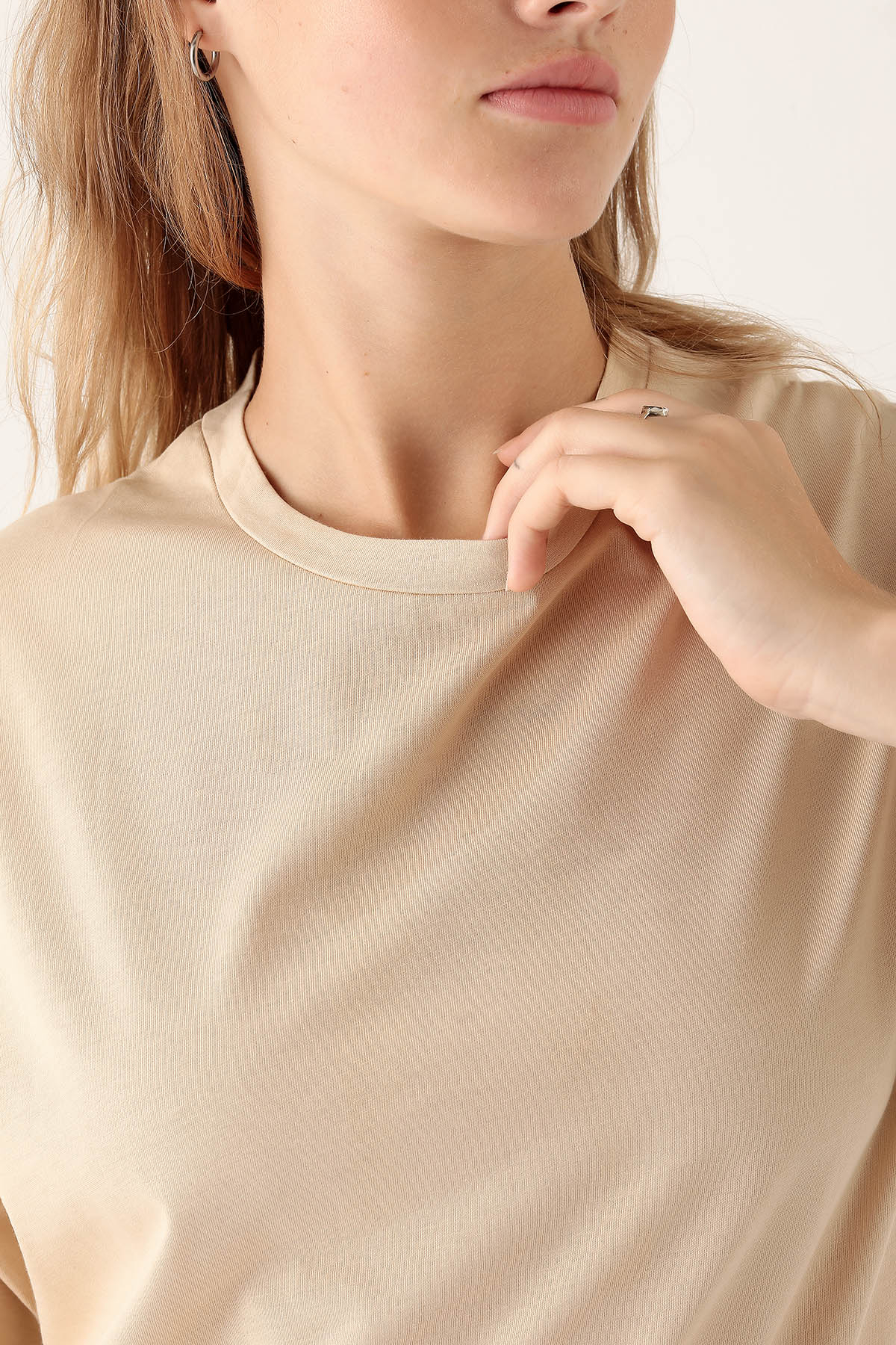 Bej Bisiklet Yaka Oversize Tişört 9001M - 6