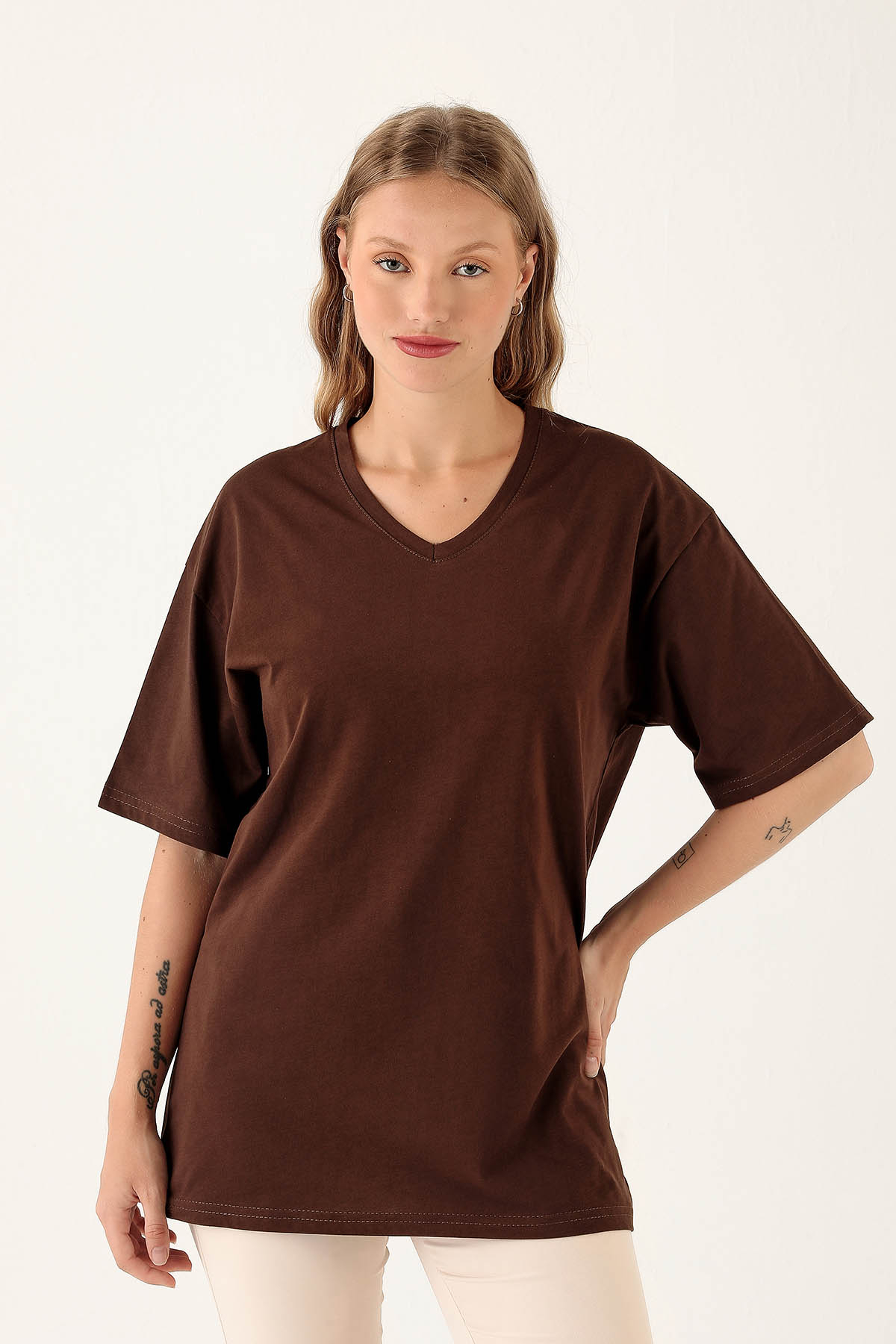 Acı Kahve V Yaka Oversize Tişört 9002M - 1