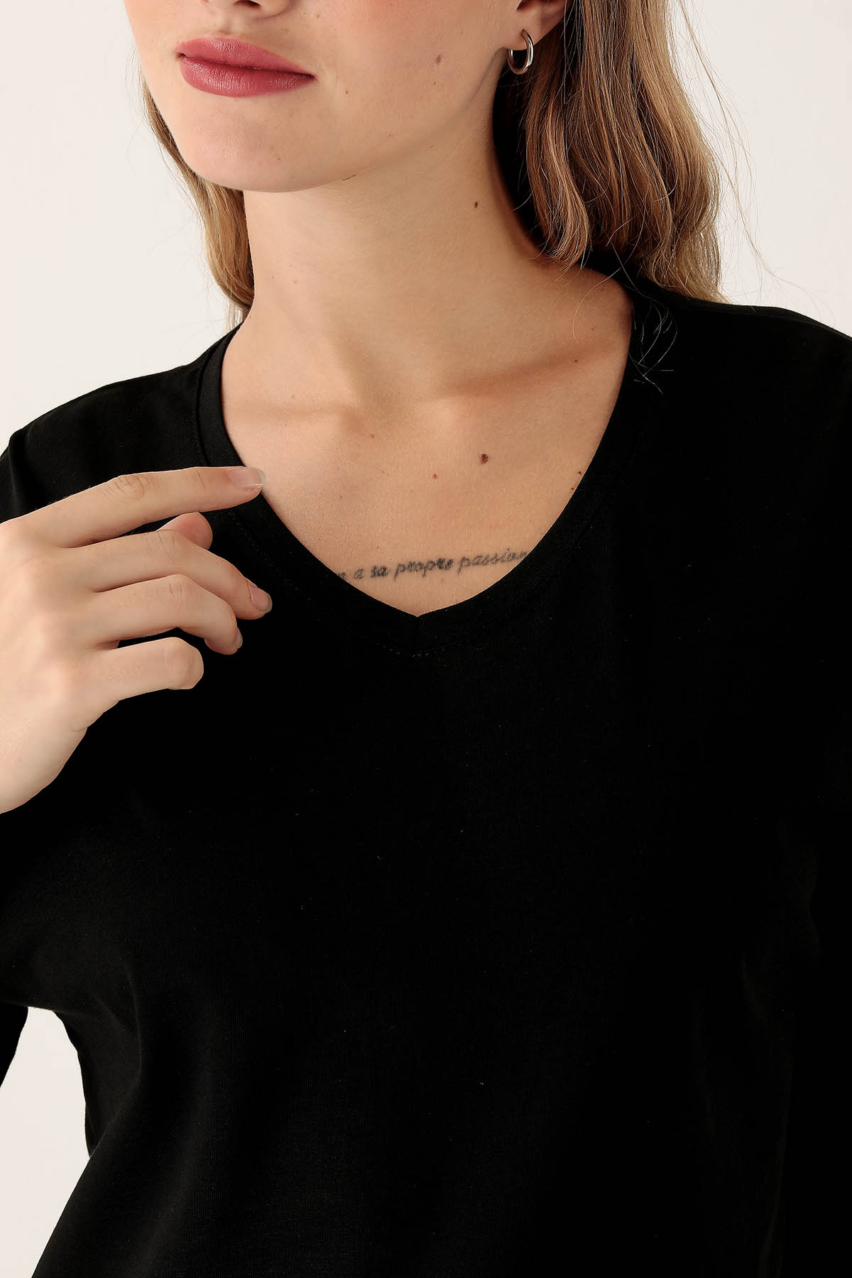 Siyah V Yaka Oversize Tişört 9002M - 6