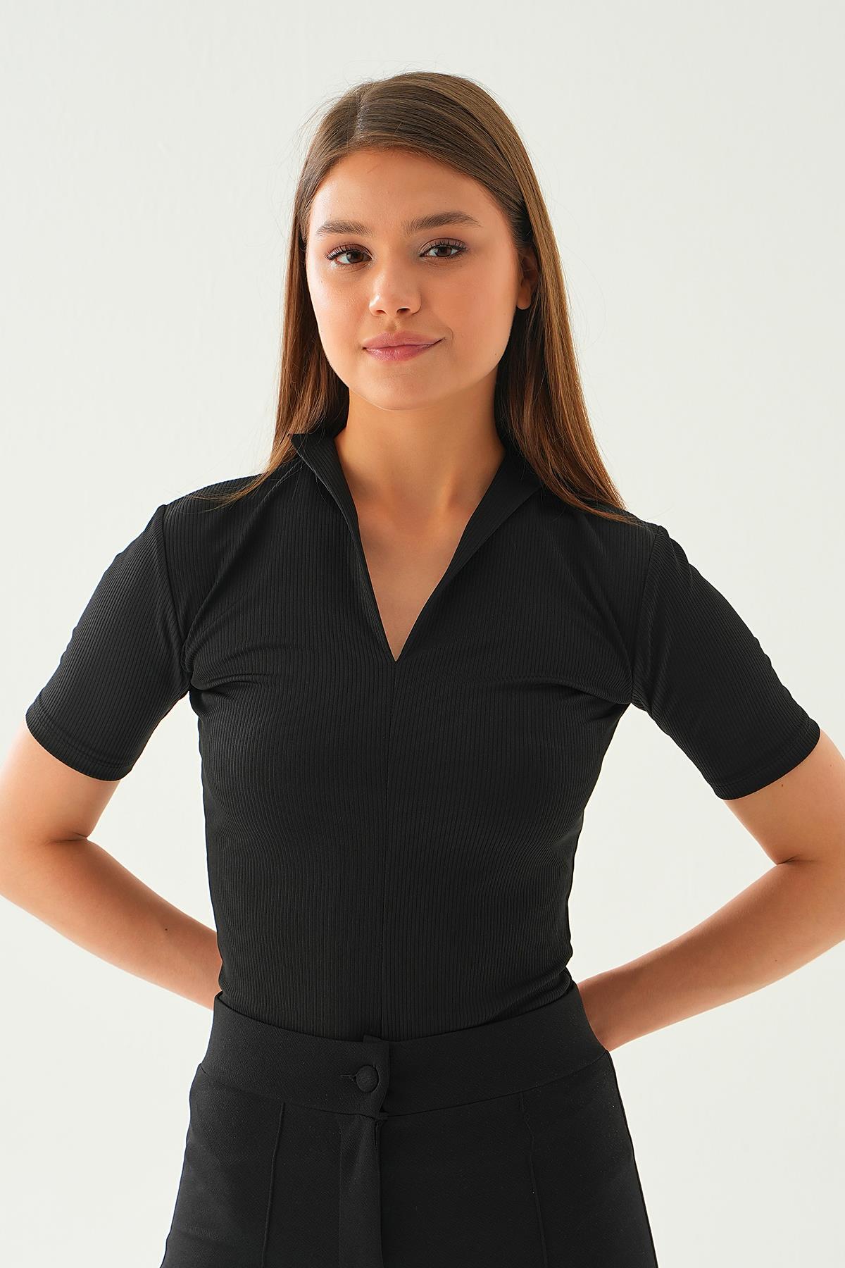 Siyah V Yaka Tişört 9029M - 1