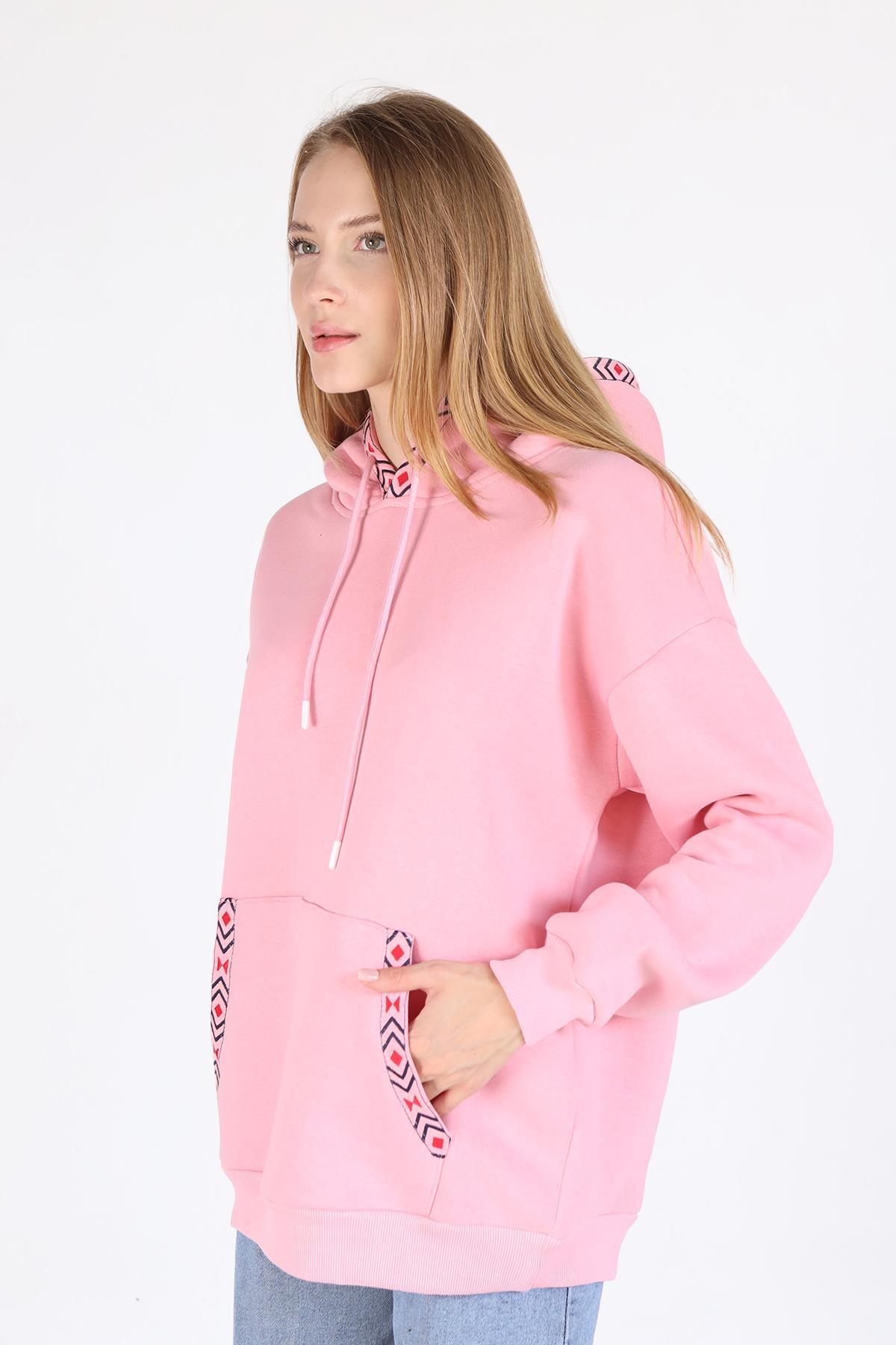 Pembe Yaka Cep Nakışlı Kapüşonlu Sweat 9141M - 4