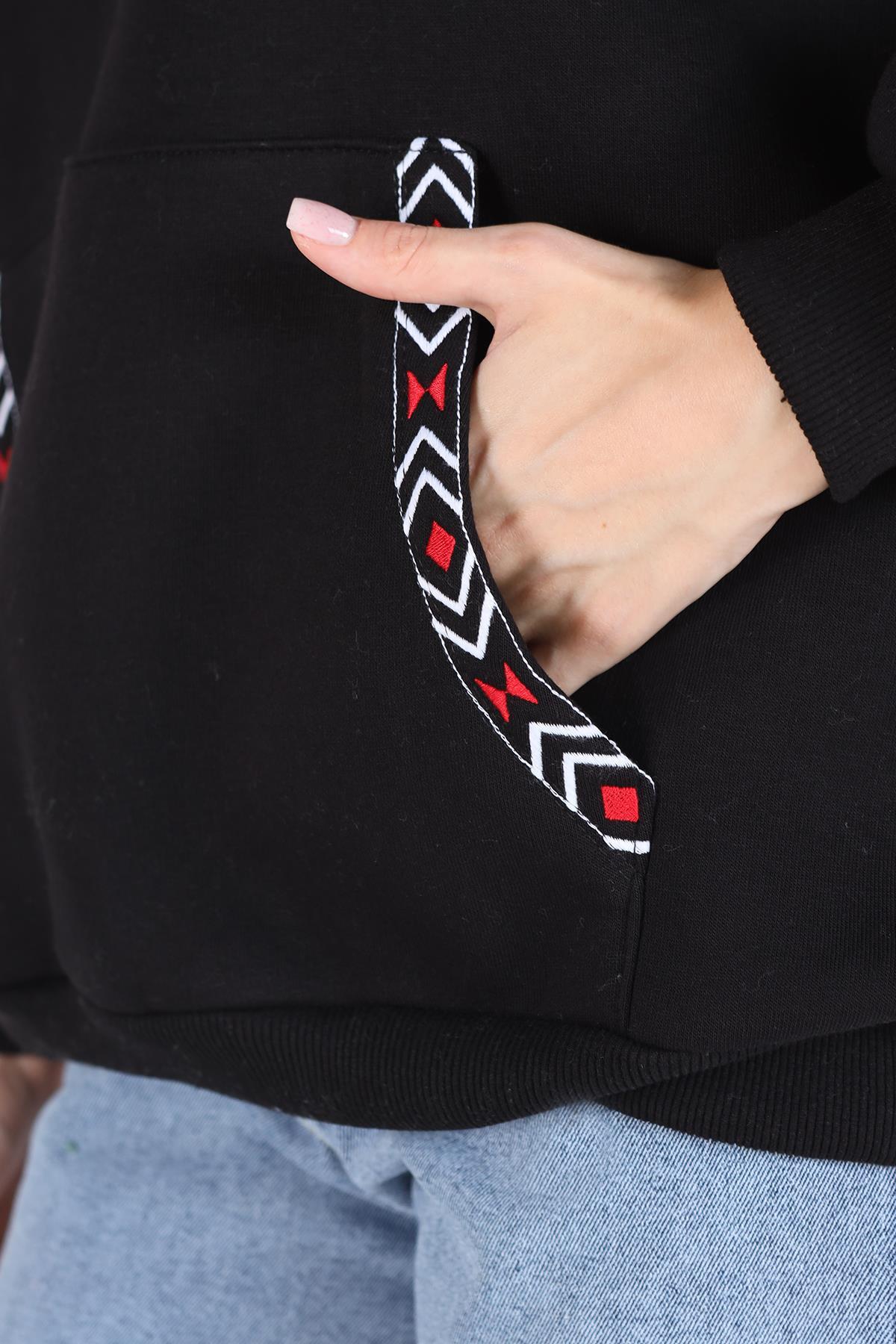 Siyah Yaka Cep Nakışlı Kapüşonlu Sweat 9141M - 4