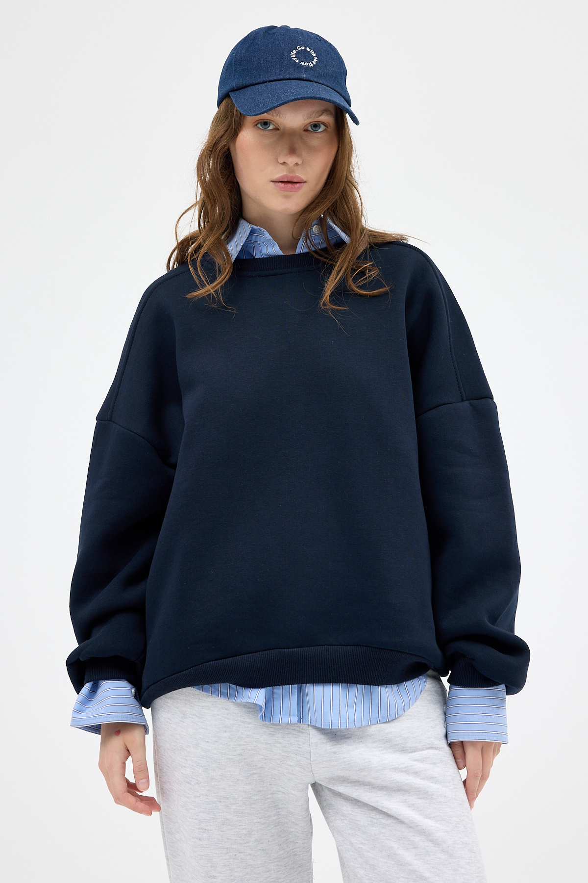 Kadın Pamuklu İçi Polarlı Oversize Yuvarlak Yakalı Laci Sweatshirt 9152M 