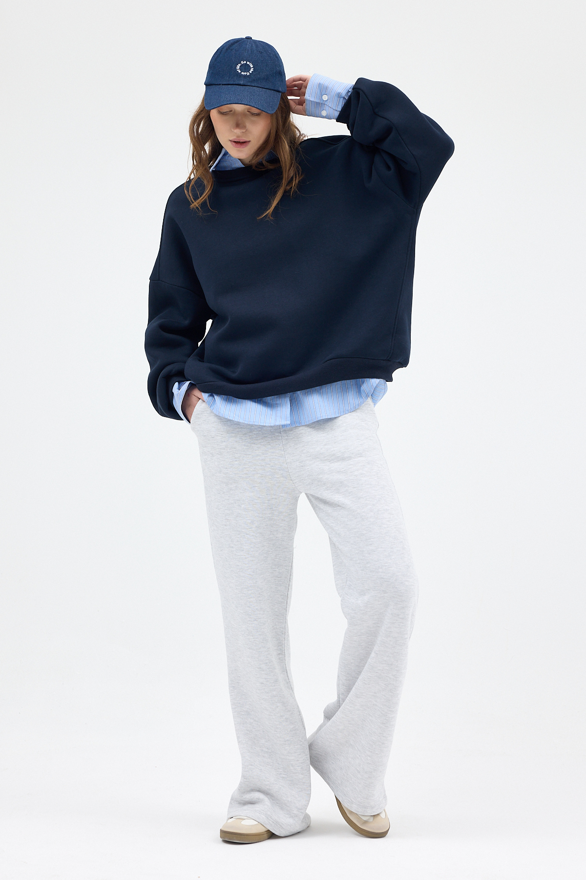 Kadın Pamuklu İçi Polarlı Oversize Yuvarlak Yakalı Laci Sweatshirt 9152M - 7