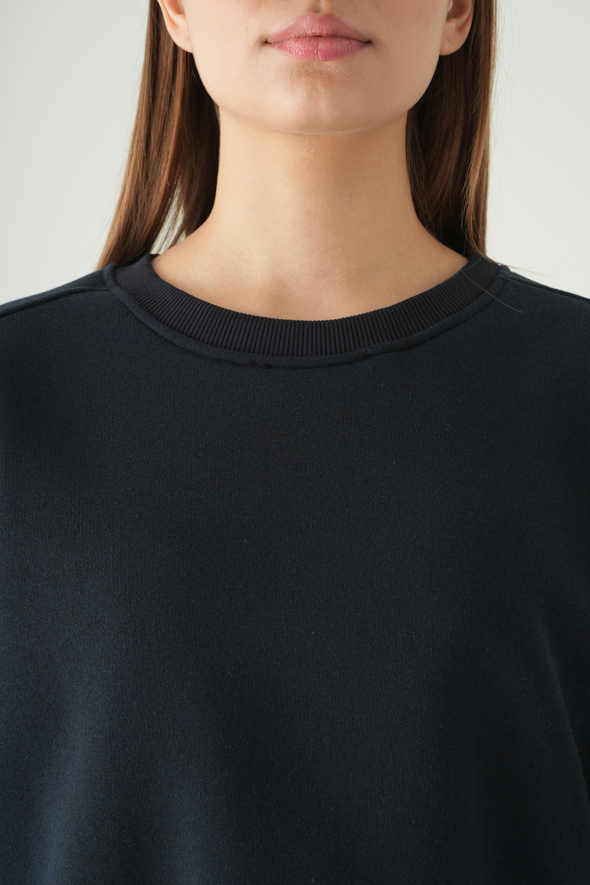 Kadın Pamuklu İçi Polarlı Oversize Yuvarlak Yakalı Laci Sweatshirt 9152M - 4